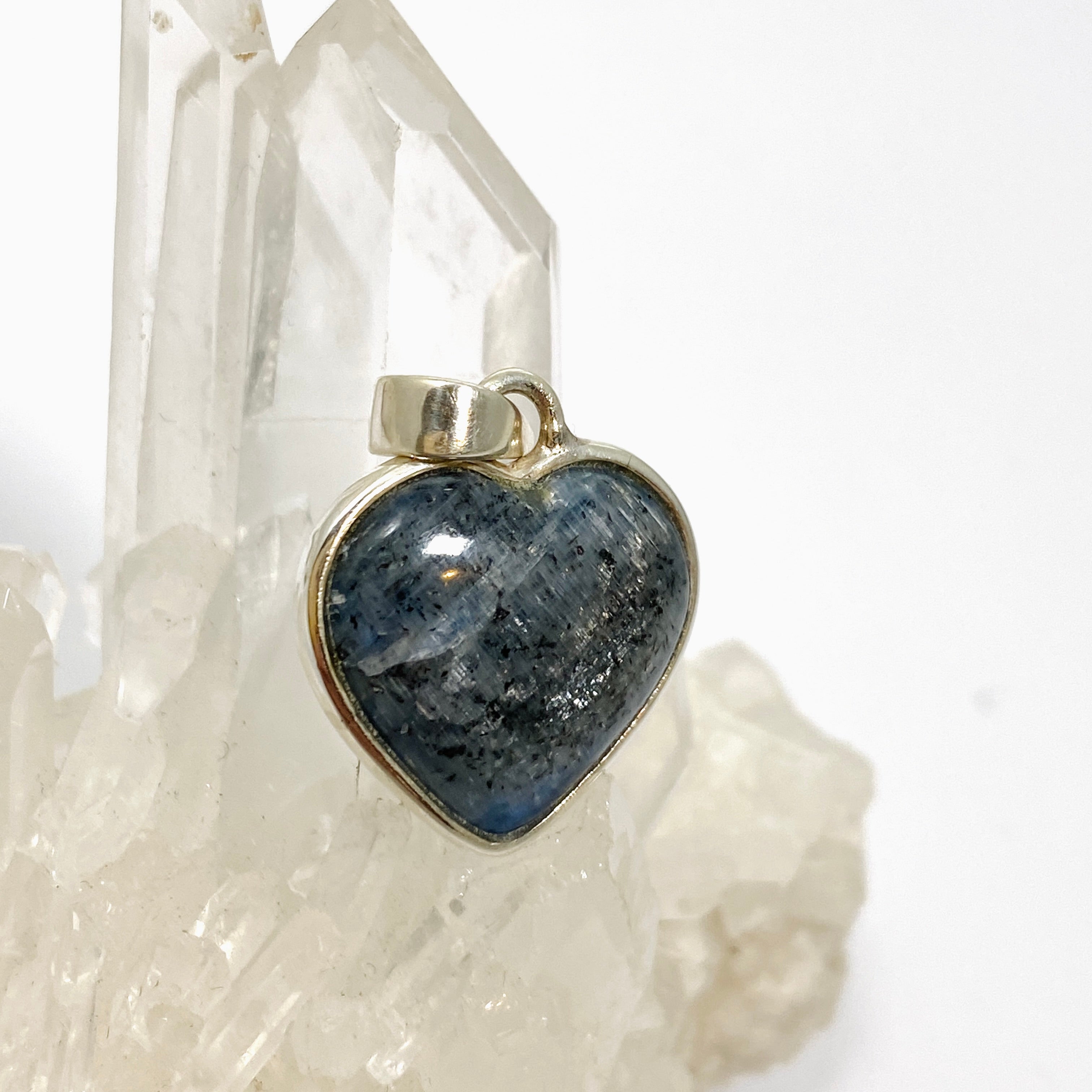 Natural Blue Kyanite Heart Cabochon Pendant Necklace - PPGJ982 - Healing Crystal Jewelry for Meditation & Spiritual Energy