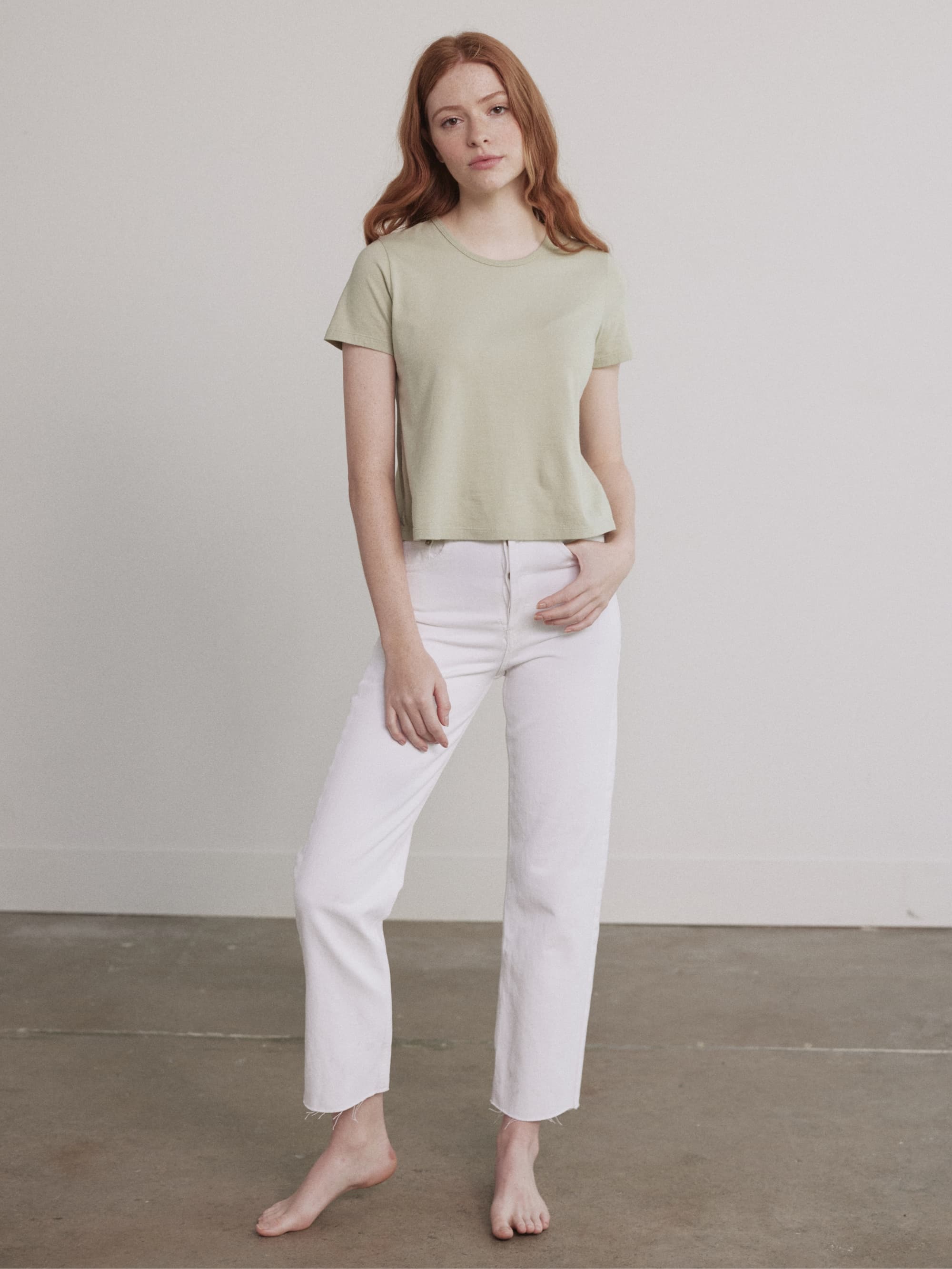 Organic Cotton Crop Tee for Women - Soft Breathable Eco-Friendly T-Shirt - Perfect for Yoga, Workouts & Casual Wear