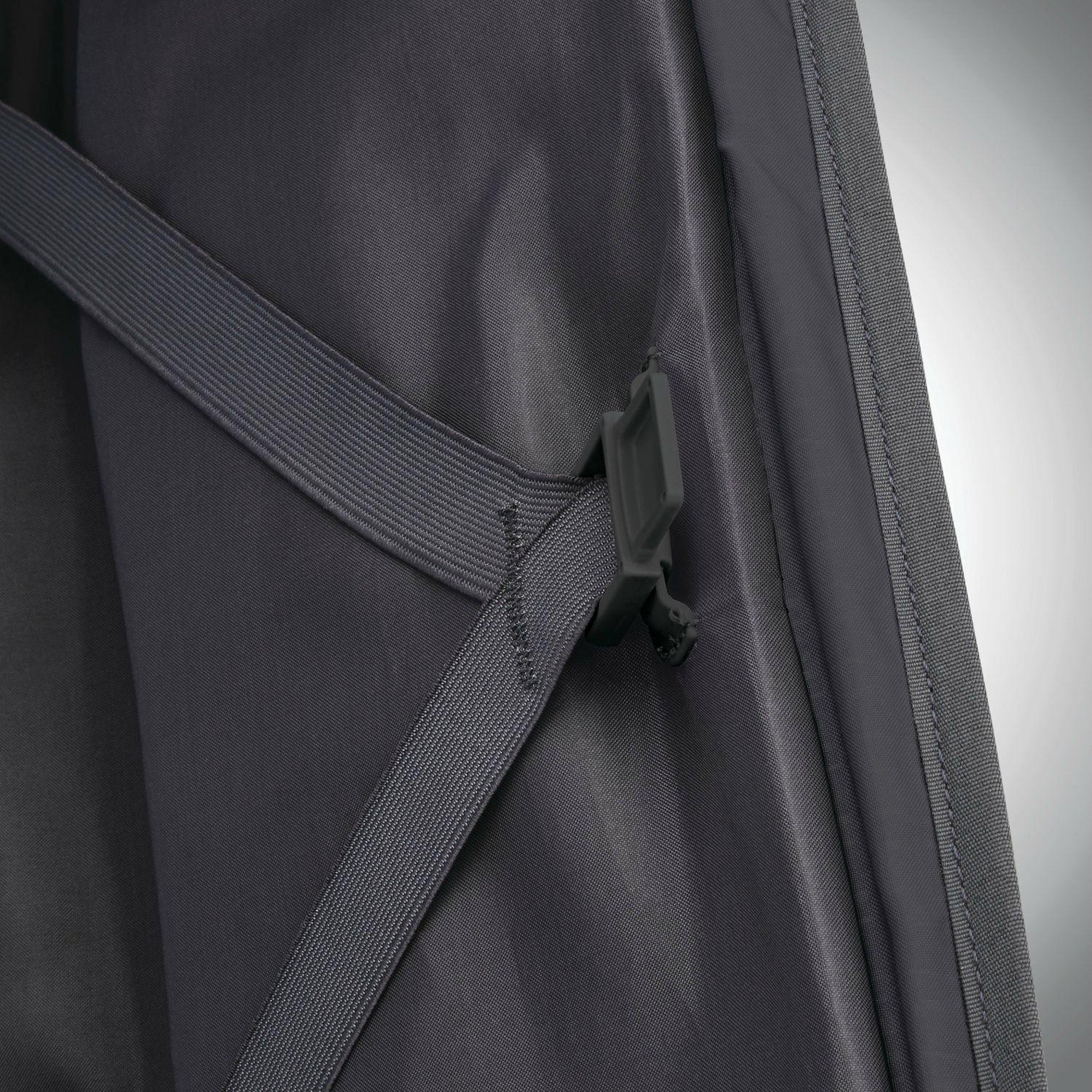 Samsonite Solyte DLX Expandable Carry-On Spinner Luggage - Perfect for Business Travel & Weekend Getaways