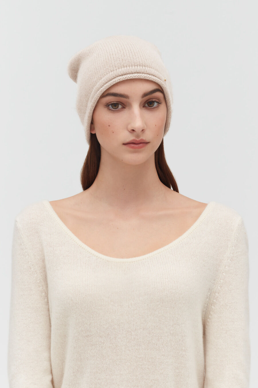 Premium Single Origin Cashmere Beanie - Soft Winter Hat for Men & Women - Perfect for Skiing, Hiking & Cold Weather Fashion