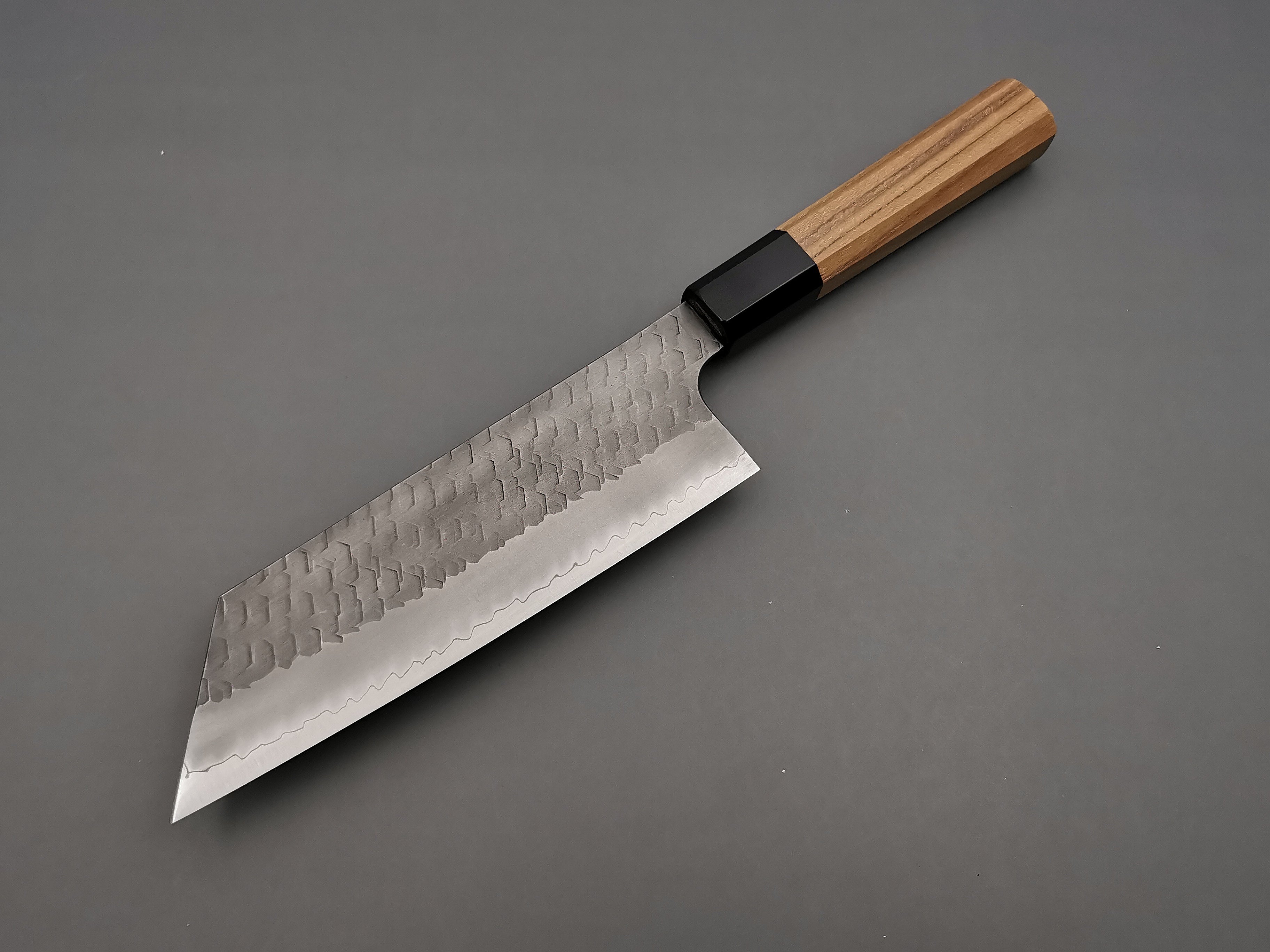 Premium Nigara Hamono SG2 Tsuchime Nakiri Knife - Japanese Damascus Steel Vegetable Chopper for Professional Chefs & Home Cooking - Perfect for Slicing, Dicing & Precision Vegetable Prep