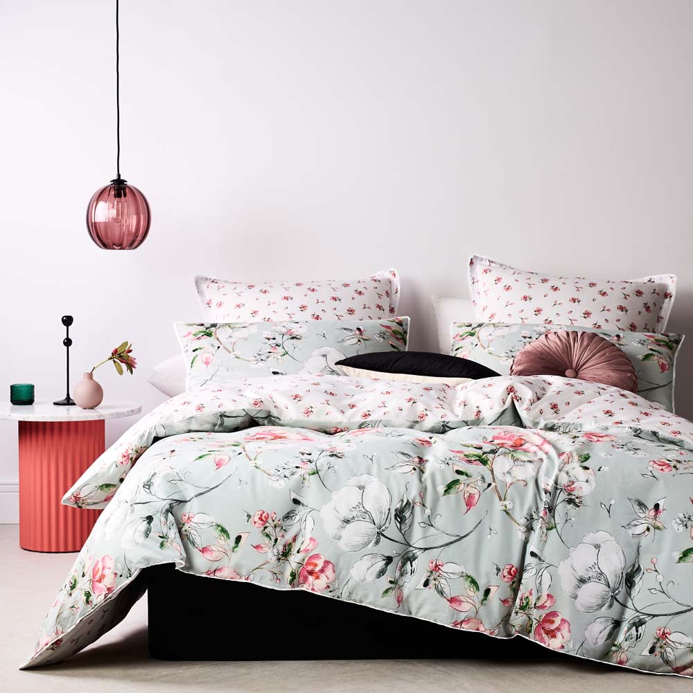 Gracie Sage Quilt Cover Set - Super King Size Bedding | Soft & Breathable Duvet Cover for Master Bedroom, Guest Room & Hotel Use
