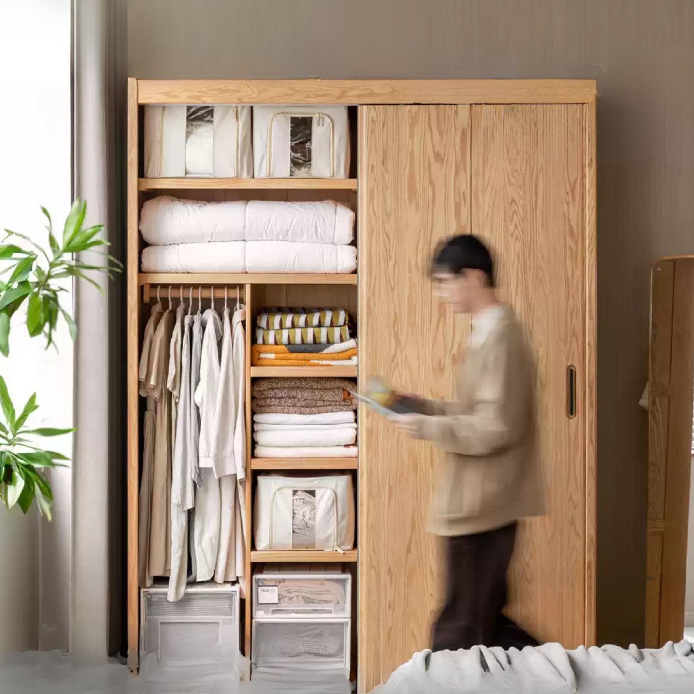 Stylish Oak & Ash Solid Wood Modern Wardrobe - Spacious Closet Organizer for Bedroom, Walk-in Closet & Guest Room Storage