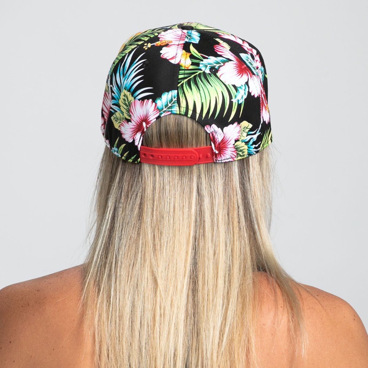 Unisex Flat Bill Black Floral Snapback Hat - Stylish & Trendy Baseball Cap for Men & Women - Perfect for Casual Wear, Street Fashion & Outdoor Activities