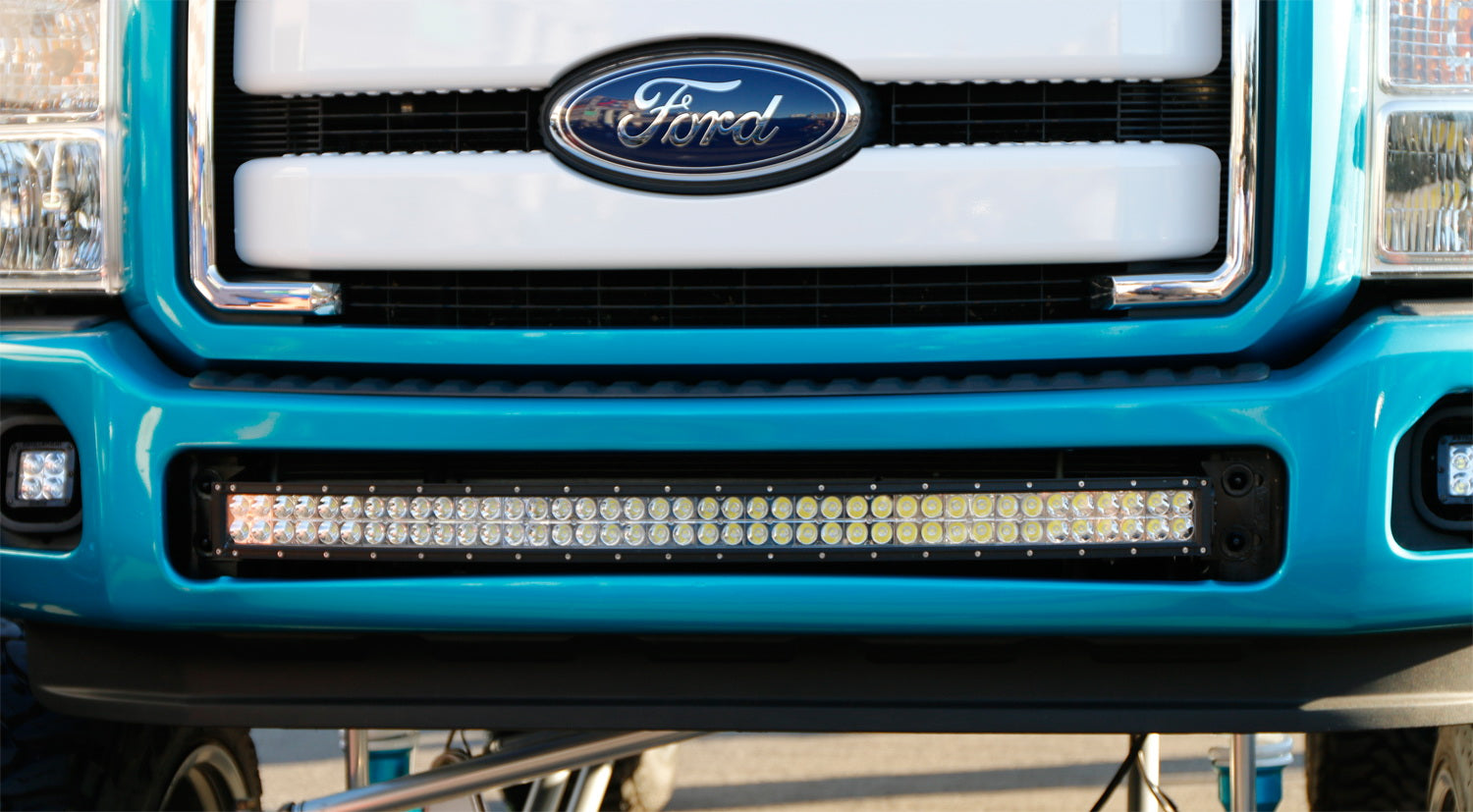 240W 40-42 Inch LED Light Bar with Lower Bumper Bracket for 2011-2016 Ford F250 F350 Super Duty Trucks - Off-Road, Camping & Night Driving Lighting Upgrade