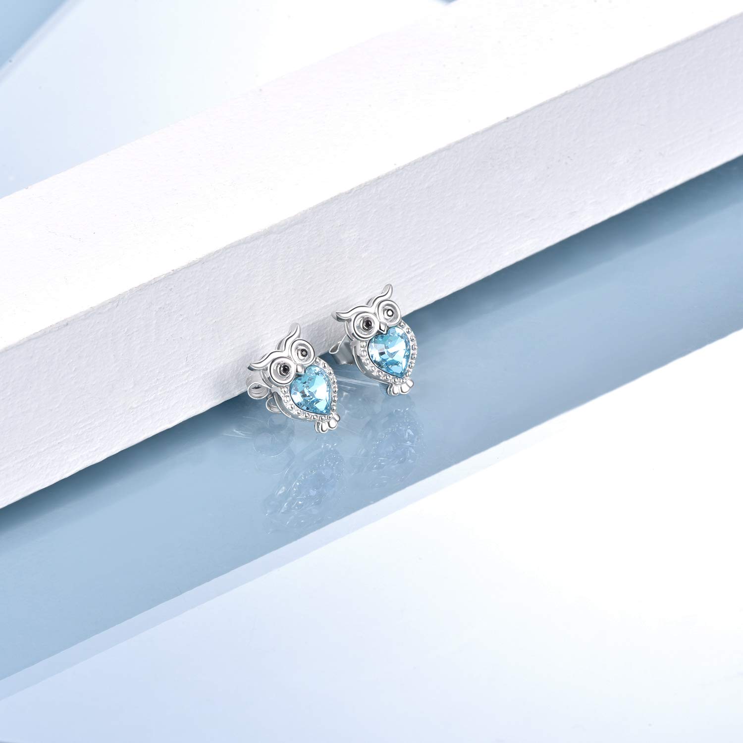 WINNICACA Sterling Silver Moonstone Stud Drop Earrings for Women - Elegant Animal Jewelry Gift for Birthday, Christmas | Perfect for Casual Wear, Office & Special Occasions