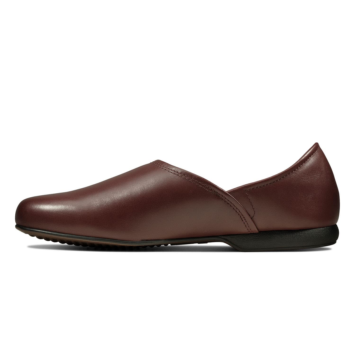 Clarks Men's Harston Elite Black Leather Slippers - Comfortable Indoor & Outdoor House Shoes for Relaxation, Lounging & Casual Wear