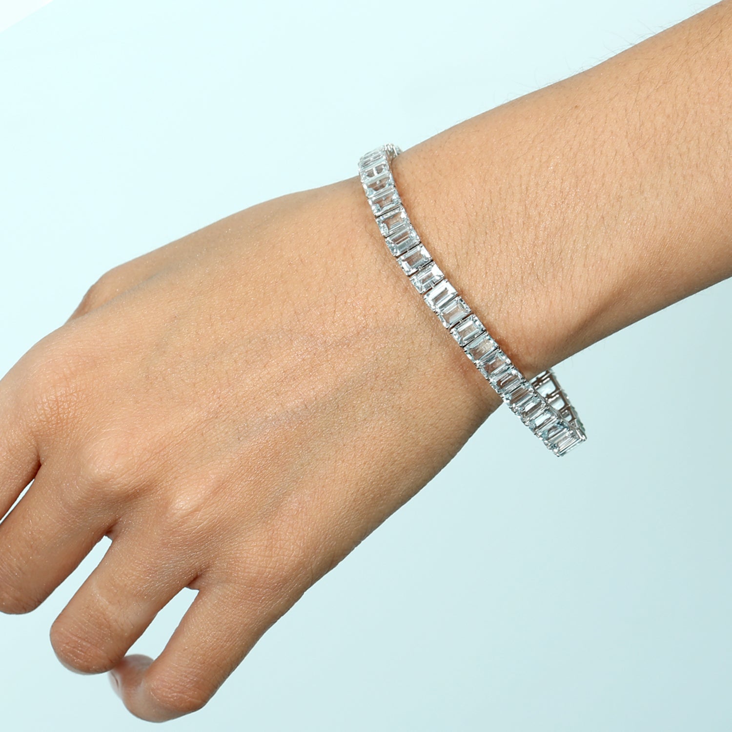 18k White Gold Channel Set Aquamarine Flexible & Fixed Bracelet - Elegant Jewelry Gift for Women, Perfect for Weddings, Anniversaries & Special Occasions