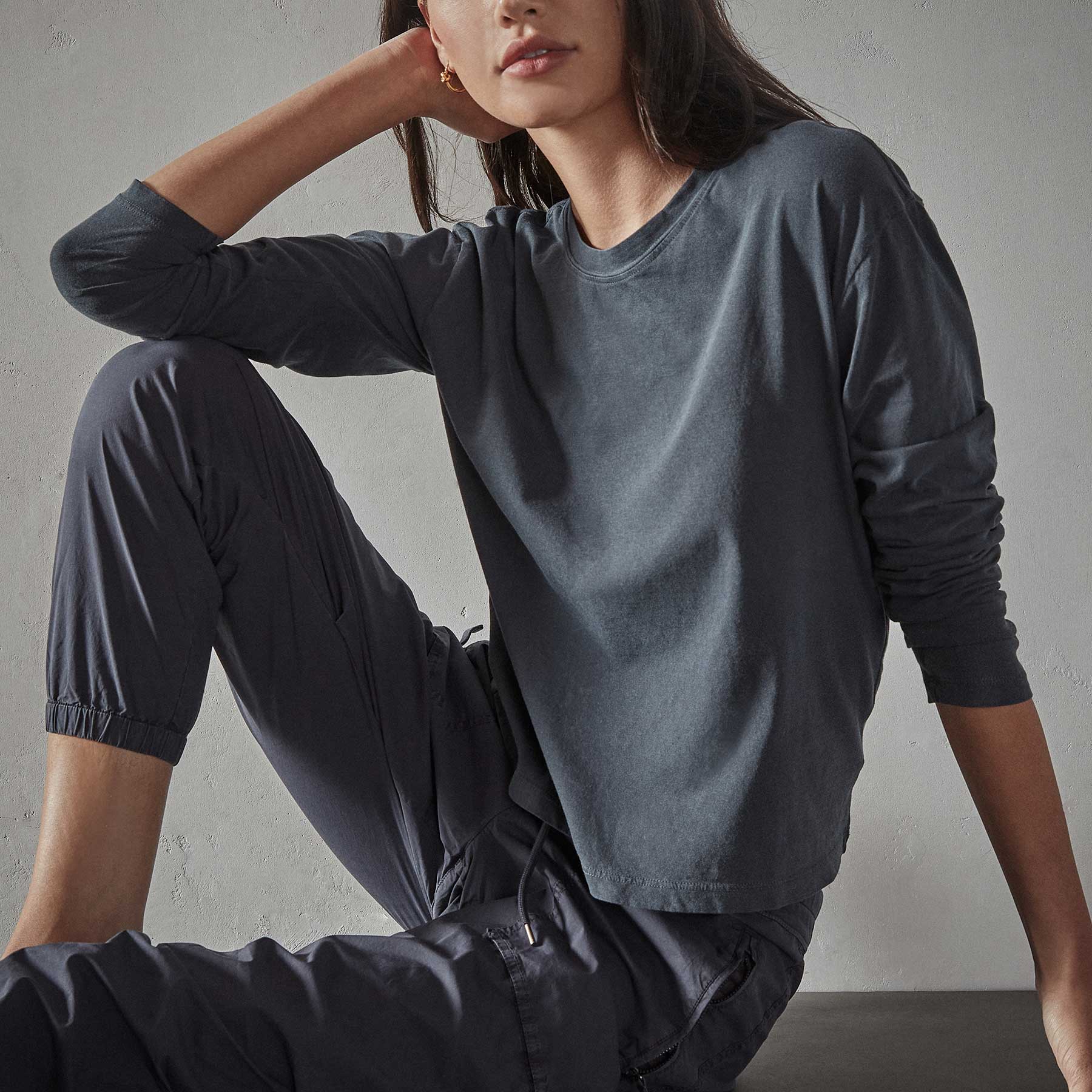 Vintage Boxy Tee Titan Pigment - Soft Oversized Cotton T-Shirt for Women & Men | Casual Streetwear, Retro Fashion, Everyday Comfort