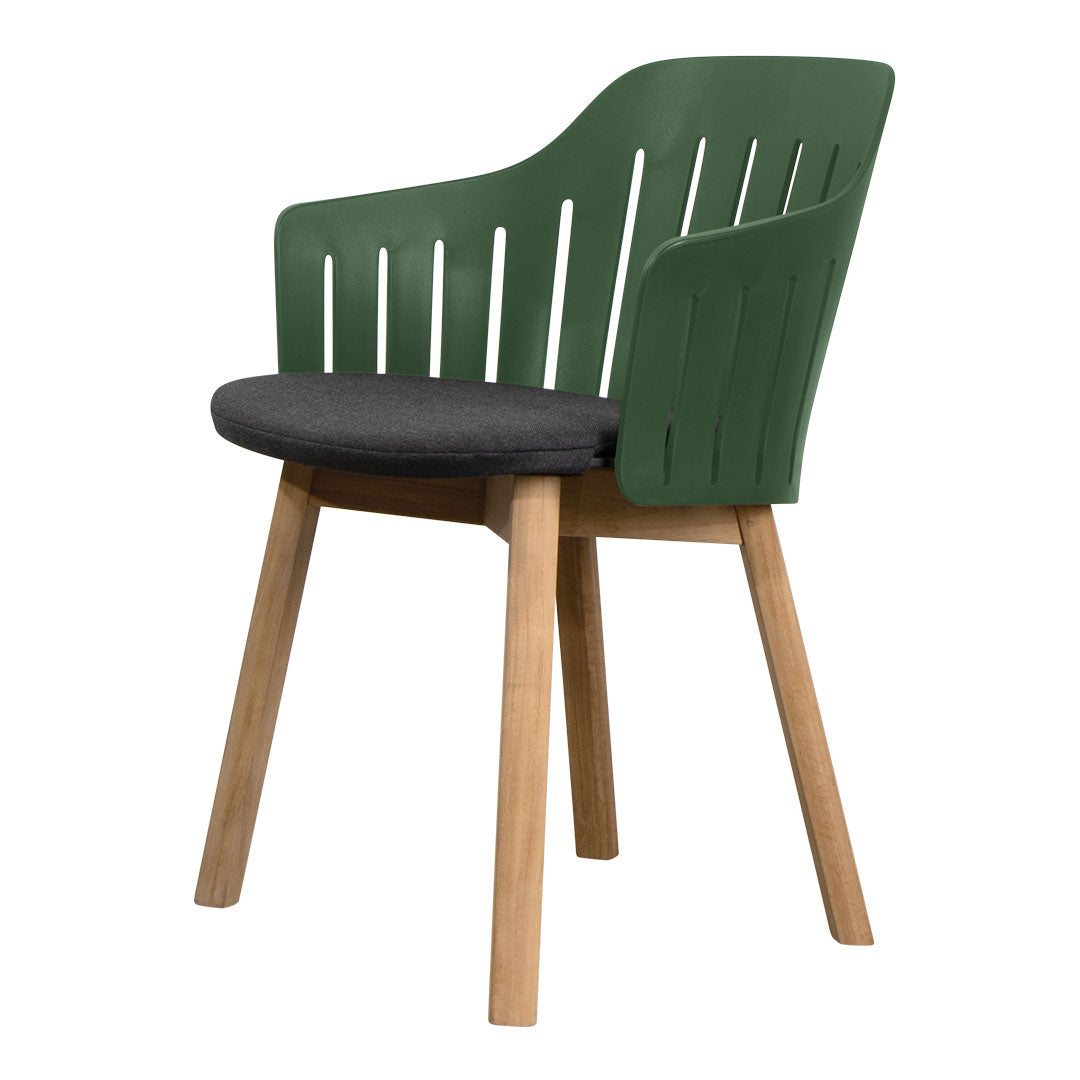 Premium Outdoor Chair with Comfortable Seat Cushion & Durable Wood Base - Perfect for Patio, Garden, Poolside & Backyard Relaxation