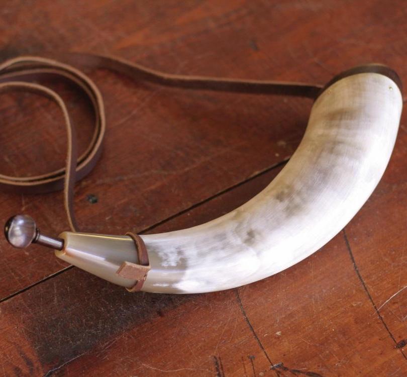 Premium White Powder Horn - High-Quality Natural Powder Horn for Hunting, Reenactments & Outdoor Adventures - Perfect for Muzzleloader, Black Powder & Historical Events