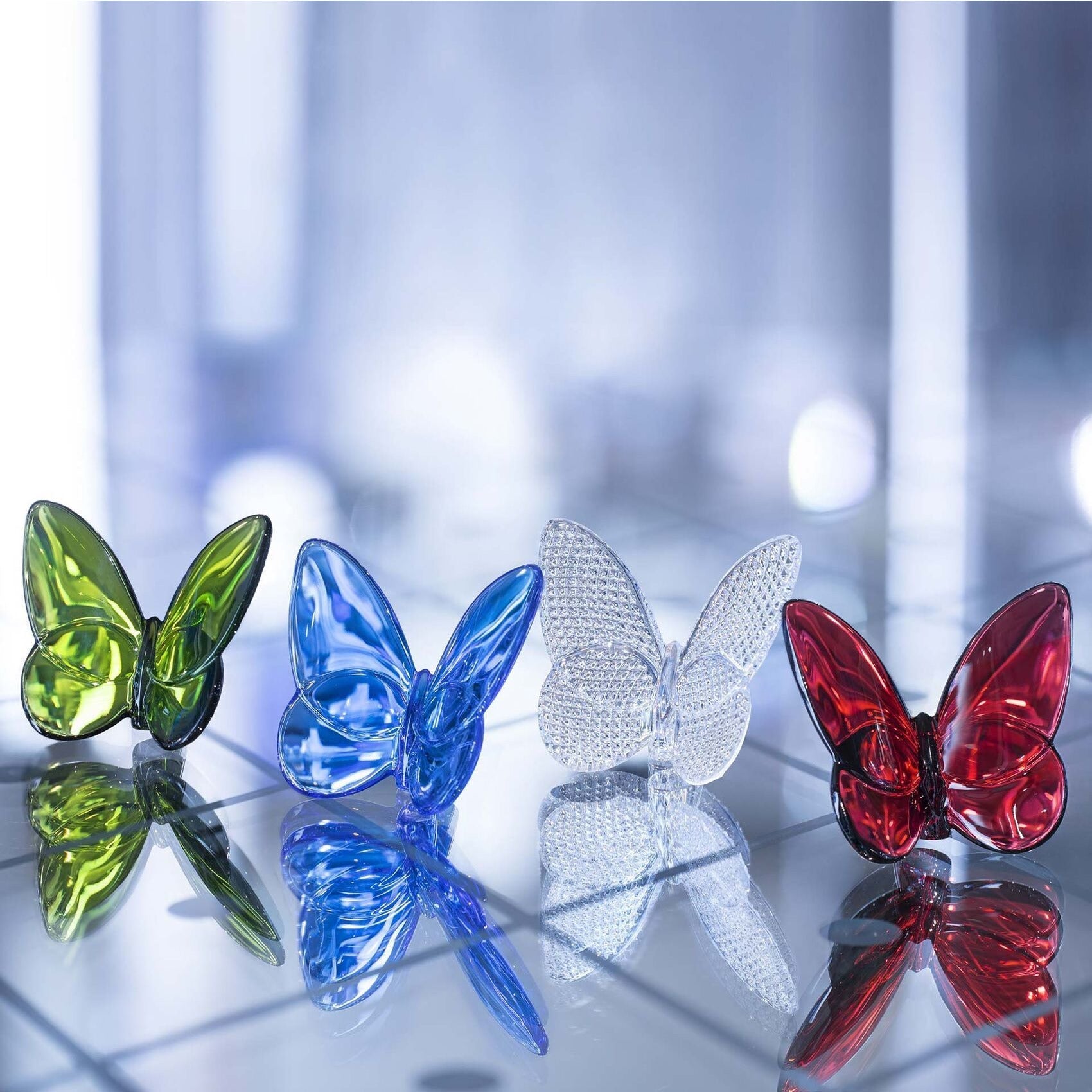 Baccarat Red Butterfly Crystal Decoration - Elegant Home Decor, Luxury Gift for Wedding, Anniversary & Special Occasions | Perfect for Table Centerpieces, Display Cabinets & Event Decorations