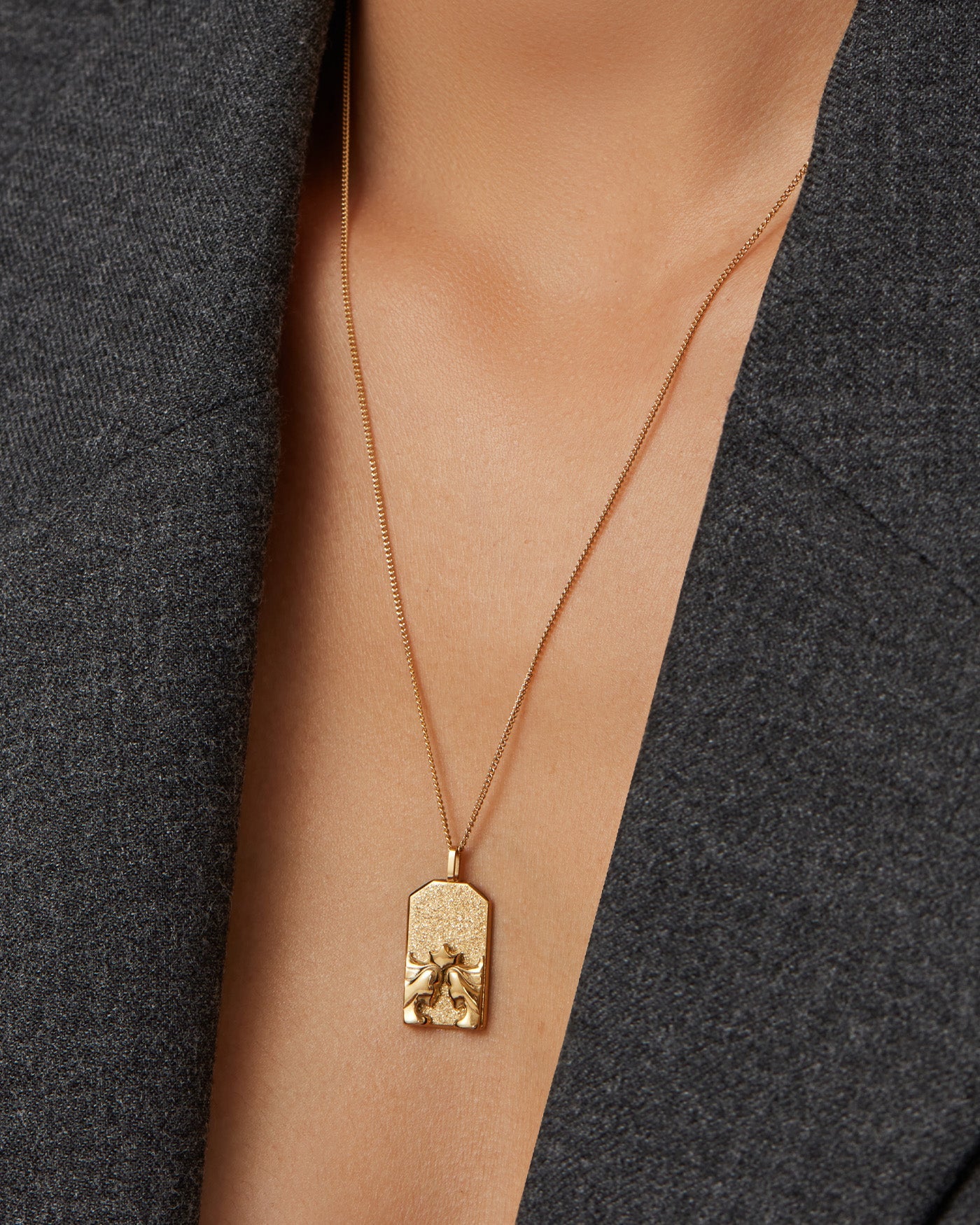 Gemini Zodiac Sign Pendant Necklace - Sterling Silver Zodiac Jewelry for Women - Perfect Gift for Birthdays & Astrology Lovers