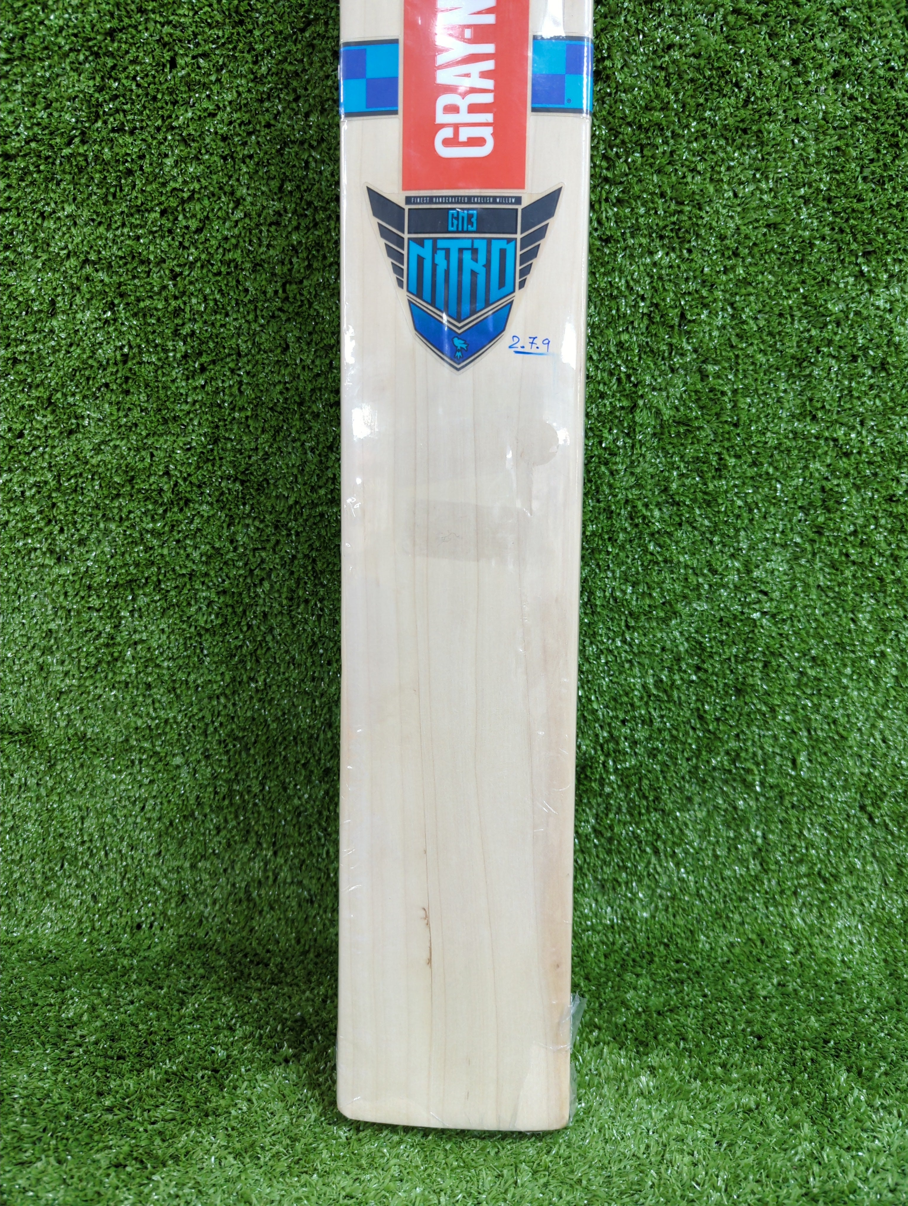 Premium Gray Nicolls 3 Nitro English Willow Cricket Bat - Professional Grade for Tournament Play & Practice Sessions - Perfect for Club Matches, Training & Competitive Cricket Games