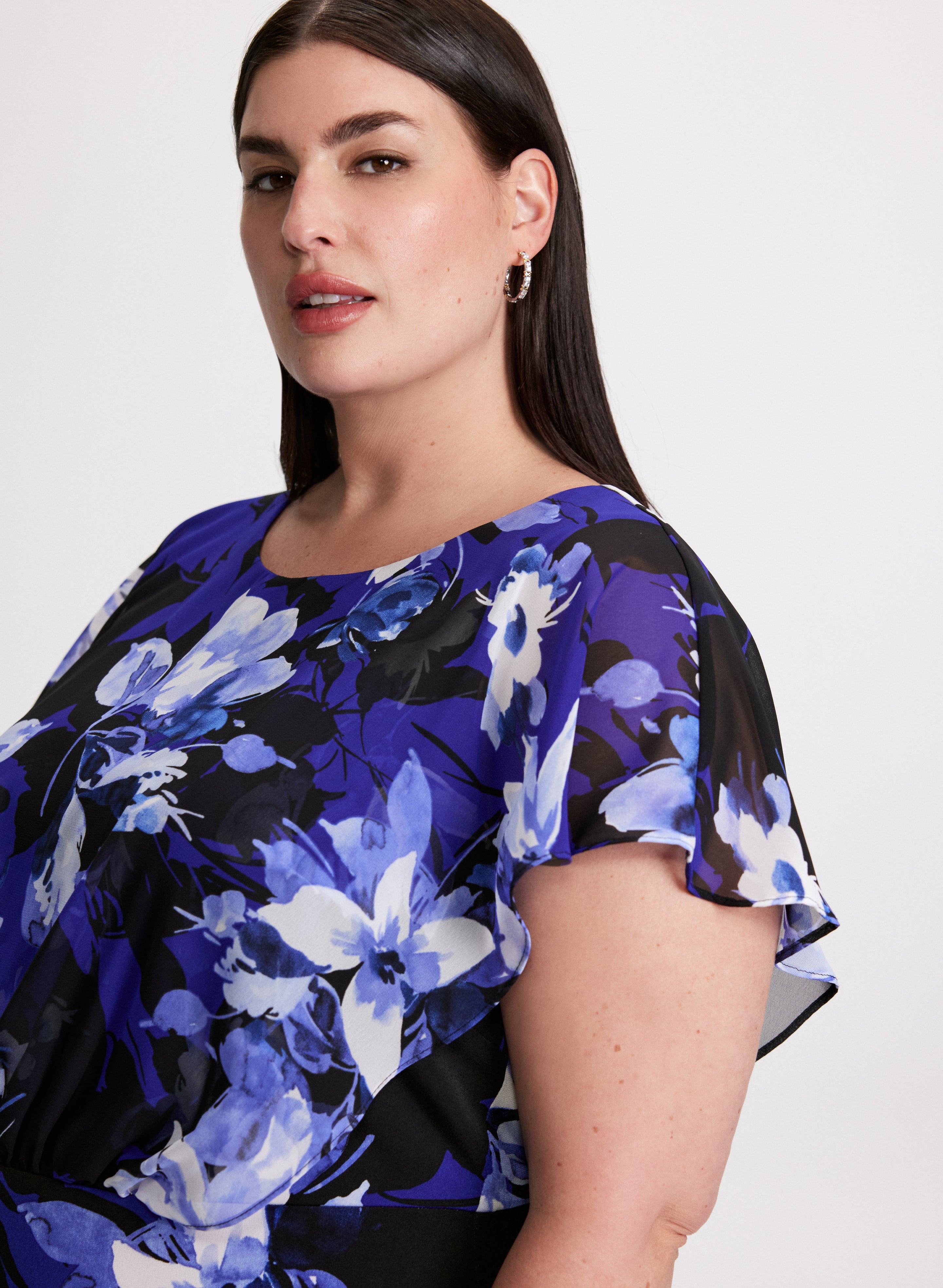 Floral Print Dress for Women - Summer Flowy Maxi Dress with V-Neck & Long Sleeves - Perfect for Beach Vacation, Garden Party & Date Night
