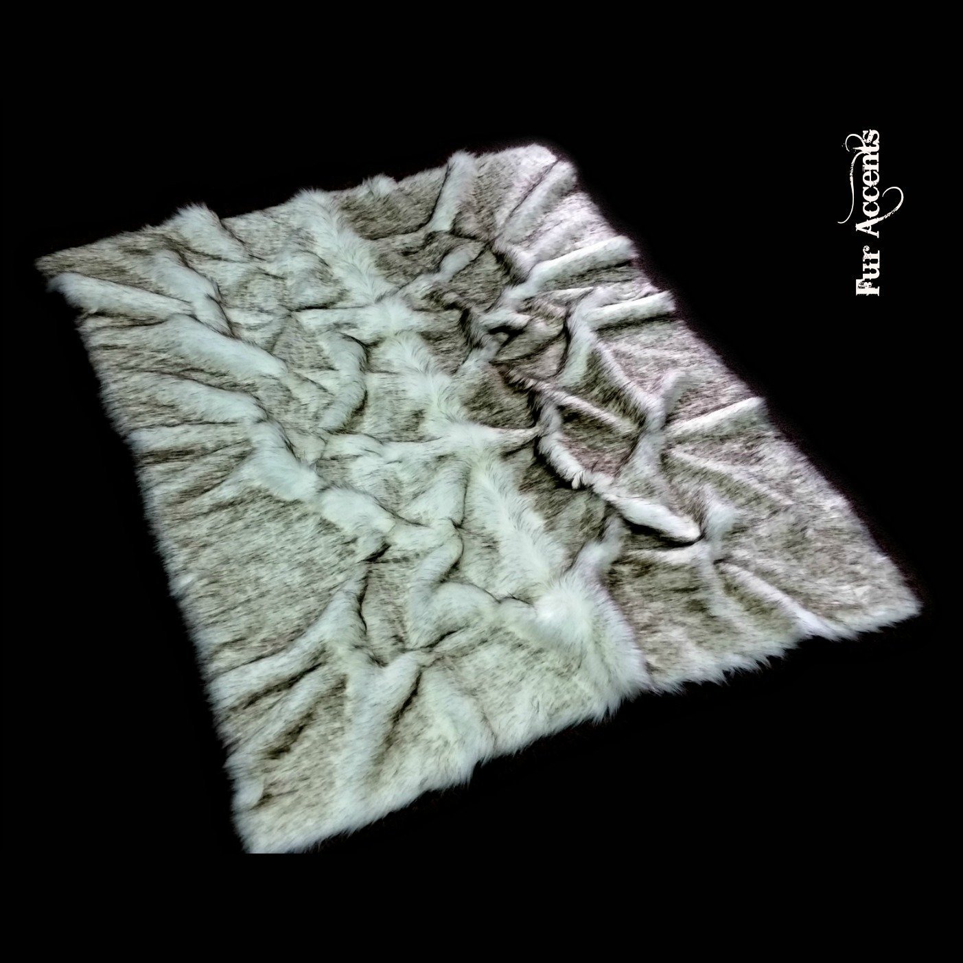 Luxury Faux Fur Rug - Black Tip Arctic Fox & Gray Wolf Design - 48