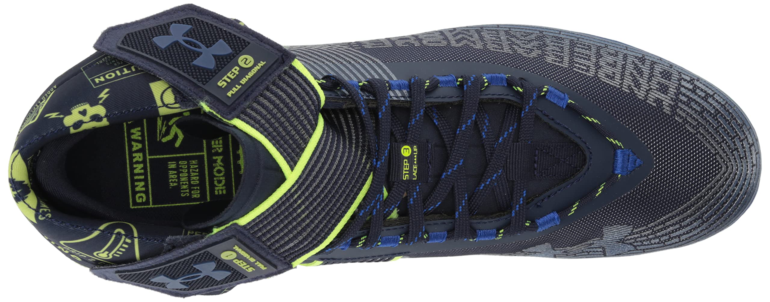Under Armour Men's Highlight MC Football Cleats - Lightweight Traction Shoes for Football, Soccer & Training - Perfect for Turf, Grass & Field Sports