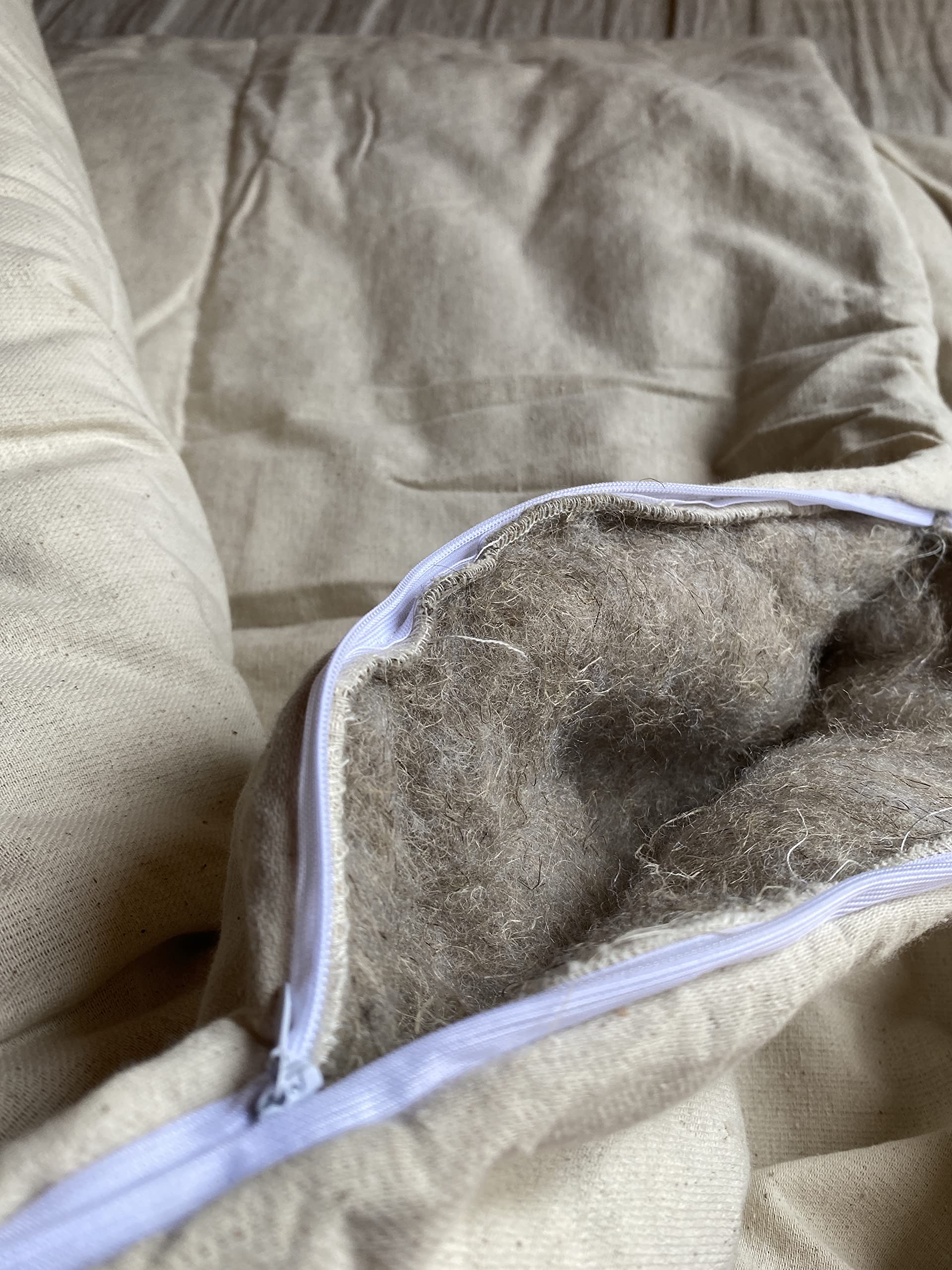 Organic Hemp Down Alternative Blanket - All-Season Soft & Breathable Comforter - Machine Washable Queen Size (86x90