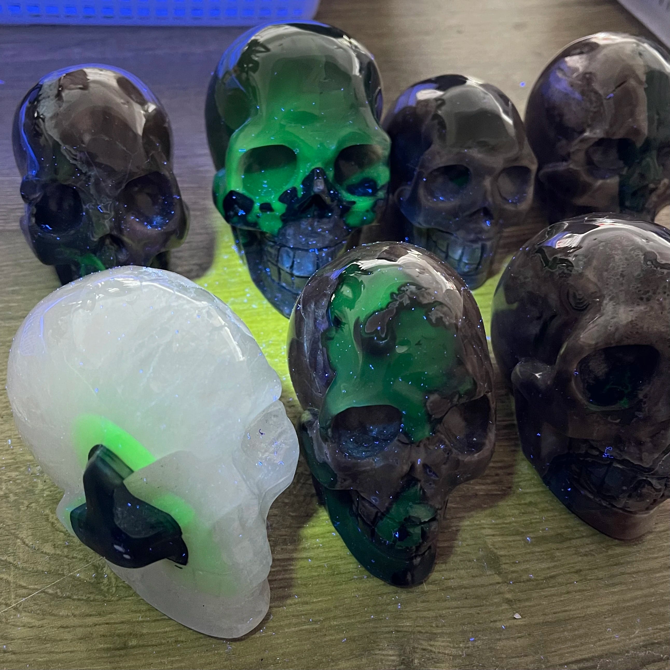 1PC Natural Volcanic Agate Green Flame Hand Carved Skull Quartz Crystal - Reiki Healing Stone, Spiritual Decor for Home, Office, Meditation & Yoga Space