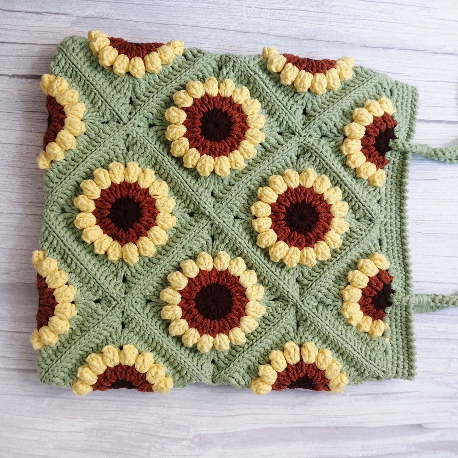 Handmade Crochet Granny Square Shoulder Bag - Sunflower Knit Purse for Women & Girls - Boho Chic Shopping Tote - Perfect for Beach, Market & Everyday Use