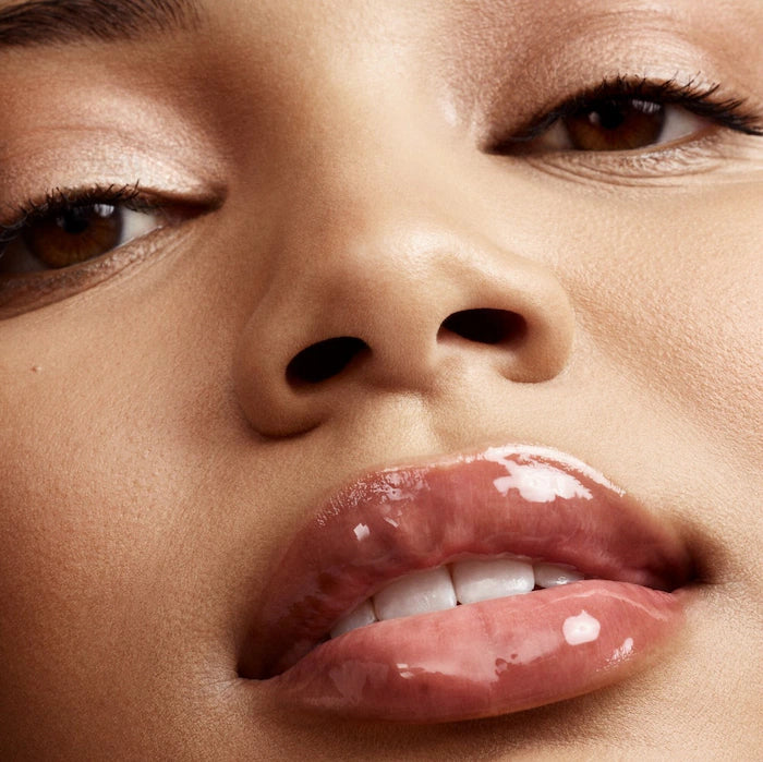 Fenty Beauty Lip Gloss Bomb Heat Universal Lip Luminizer & Plumper - Hydrating Shine & Volumizing Effect for Day & Night Wear