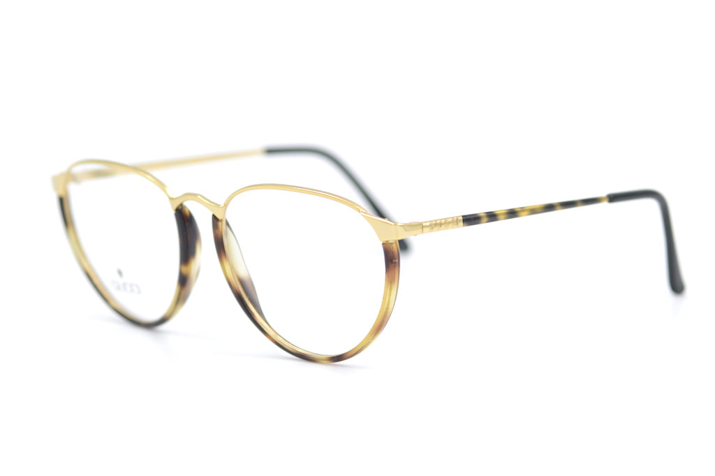 Gucci 2326 52M 1 Sunglasses - Luxury Designer Shades for Men & Women | Perfect for Outdoor Activities, Travel & Fashion Statements