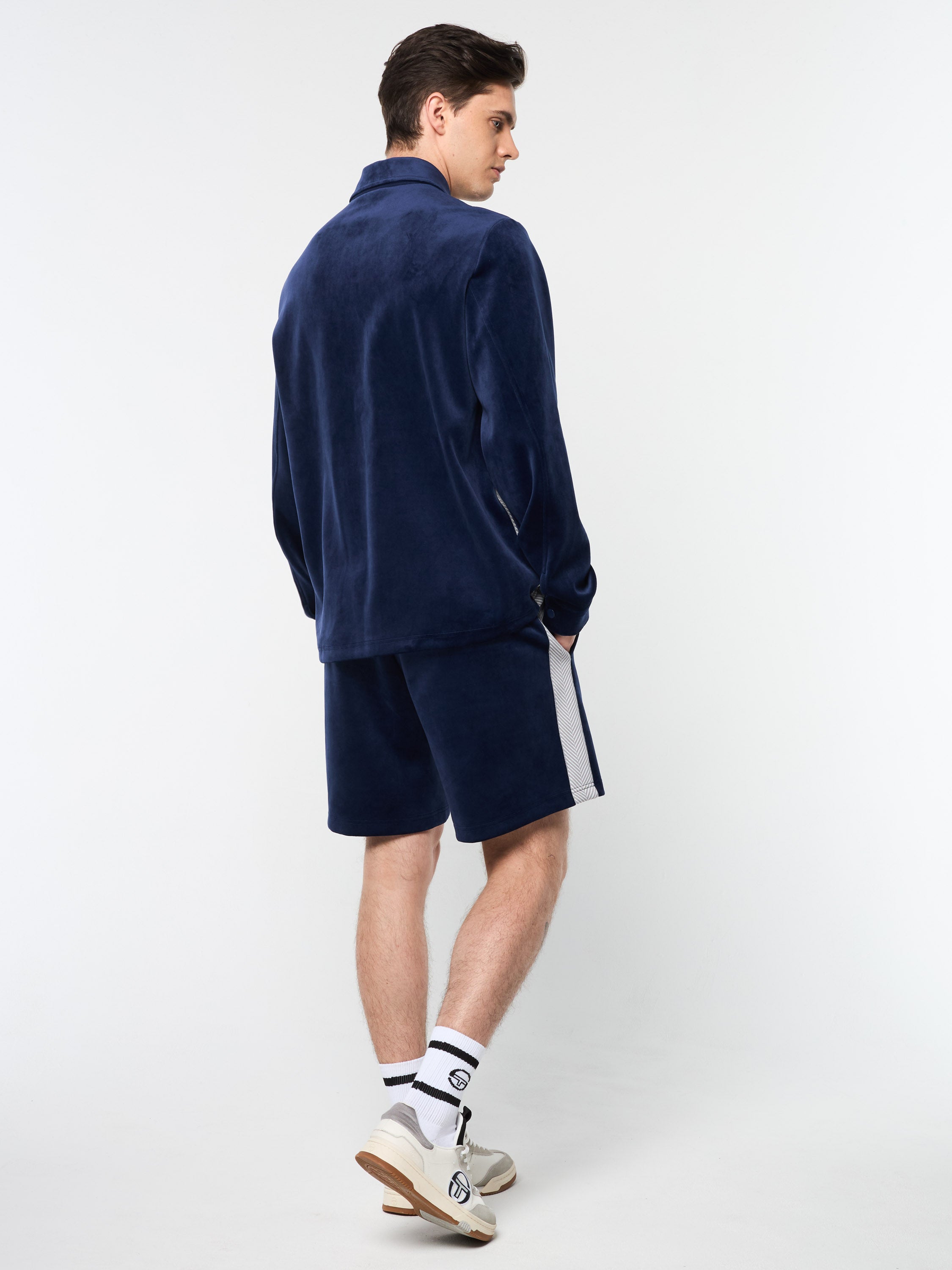 Premium Velour Overshirt for Men & Women - Soft & Comfortable Maritime Blue Pullover - Perfect for Casual Wear, Loungewear & Street Style Fashion