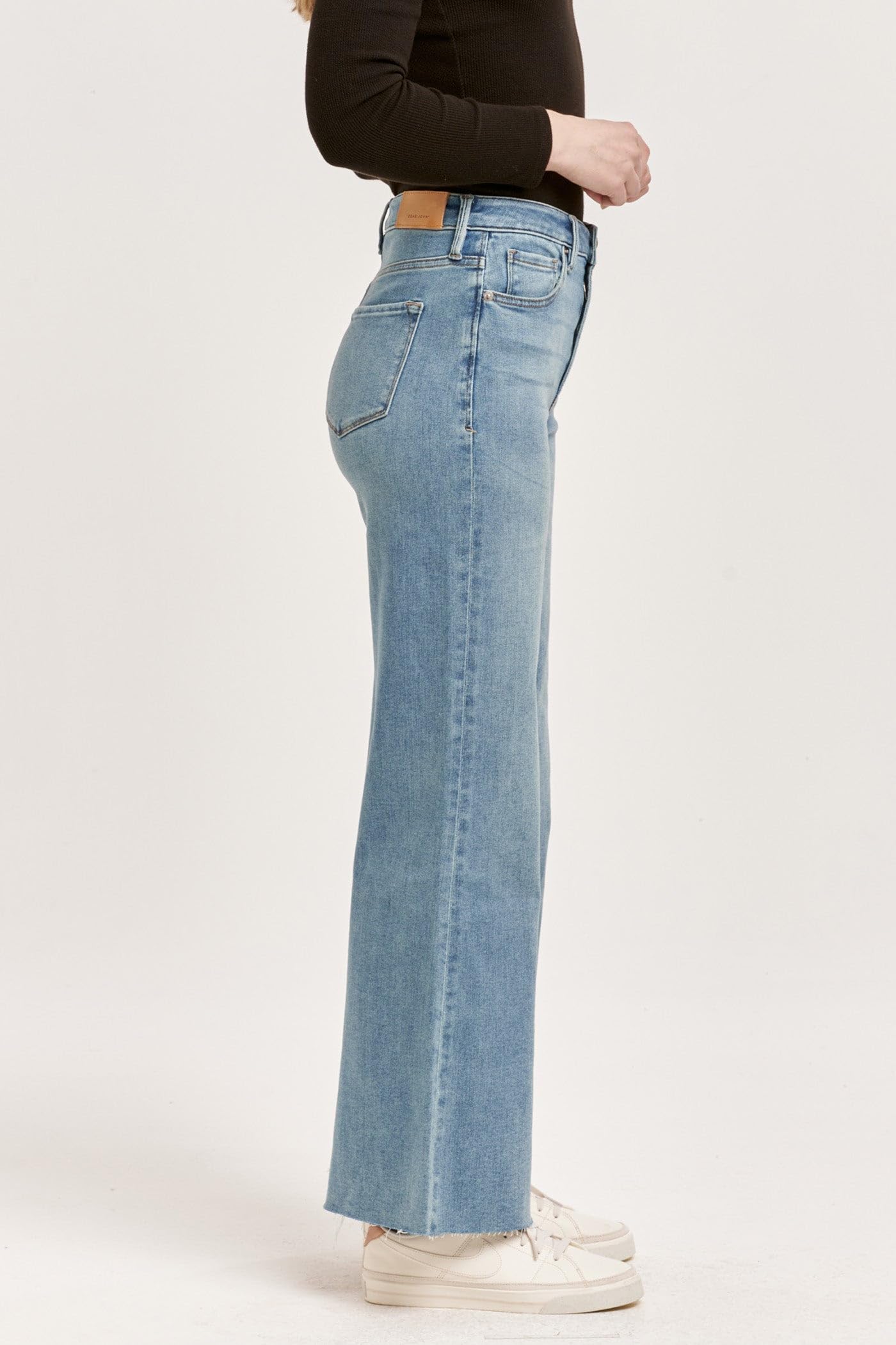 DEAR JOHN Women's Fiona High Waist Wide Leg Jeans - Comfortable & Stylish Denim Pants for Casual Wear, Office, and Date Night Outfits