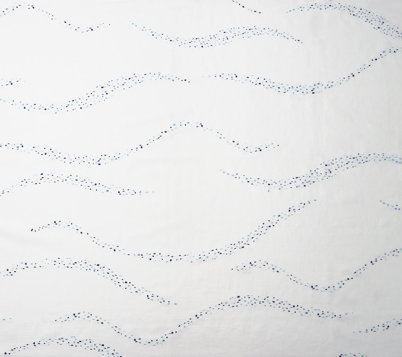 White & Blue Pin Dot Tablecloth - Elegant Round or Rectangular Dining Table Cover for Parties, Weddings & Home Decor