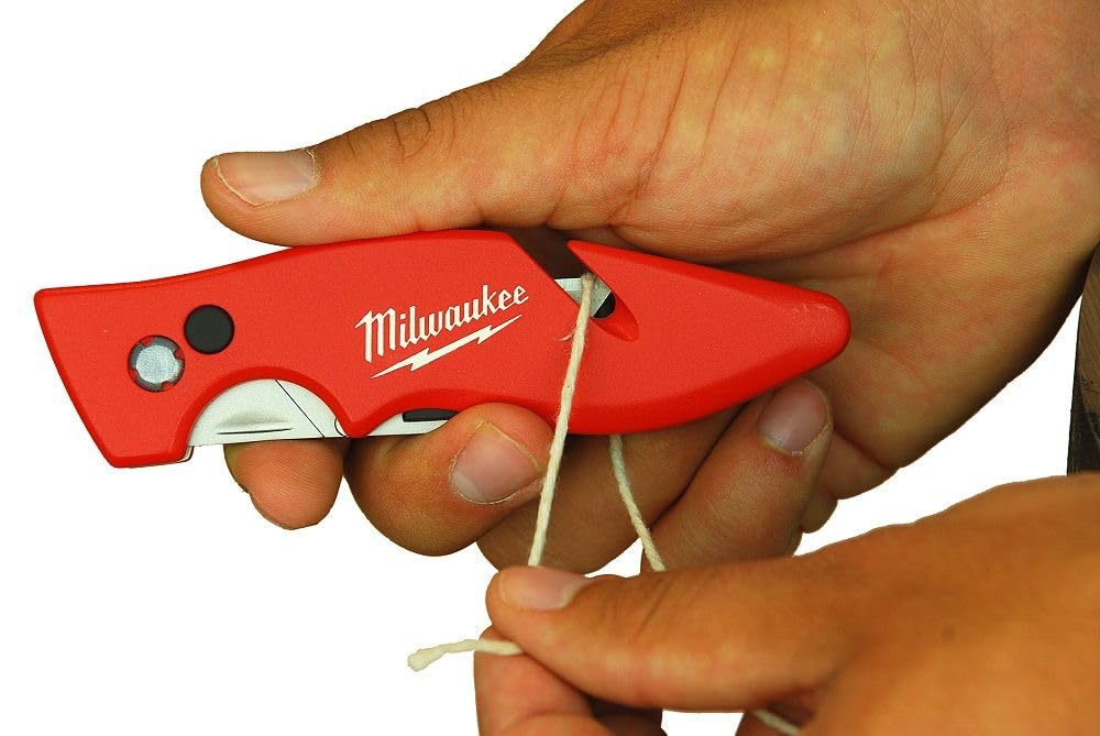 Milwaukee 48-22-1901 Fastback Utility Knife with Belt Clip & Wire Stripper - Heavy Duty Folding Pocket Knife for Construction, DIY Projects & Everyday Carry (EDC)