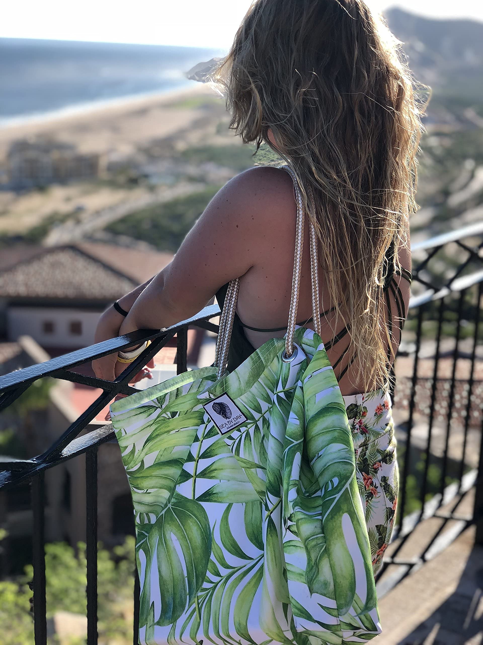 Waterproof Tote Bags for Women - Large Beach Bags & Travel Weekender Tote with Zipper - Perfect for Vacation, Gym, Shopping & Daily Use (Palm Print Design)