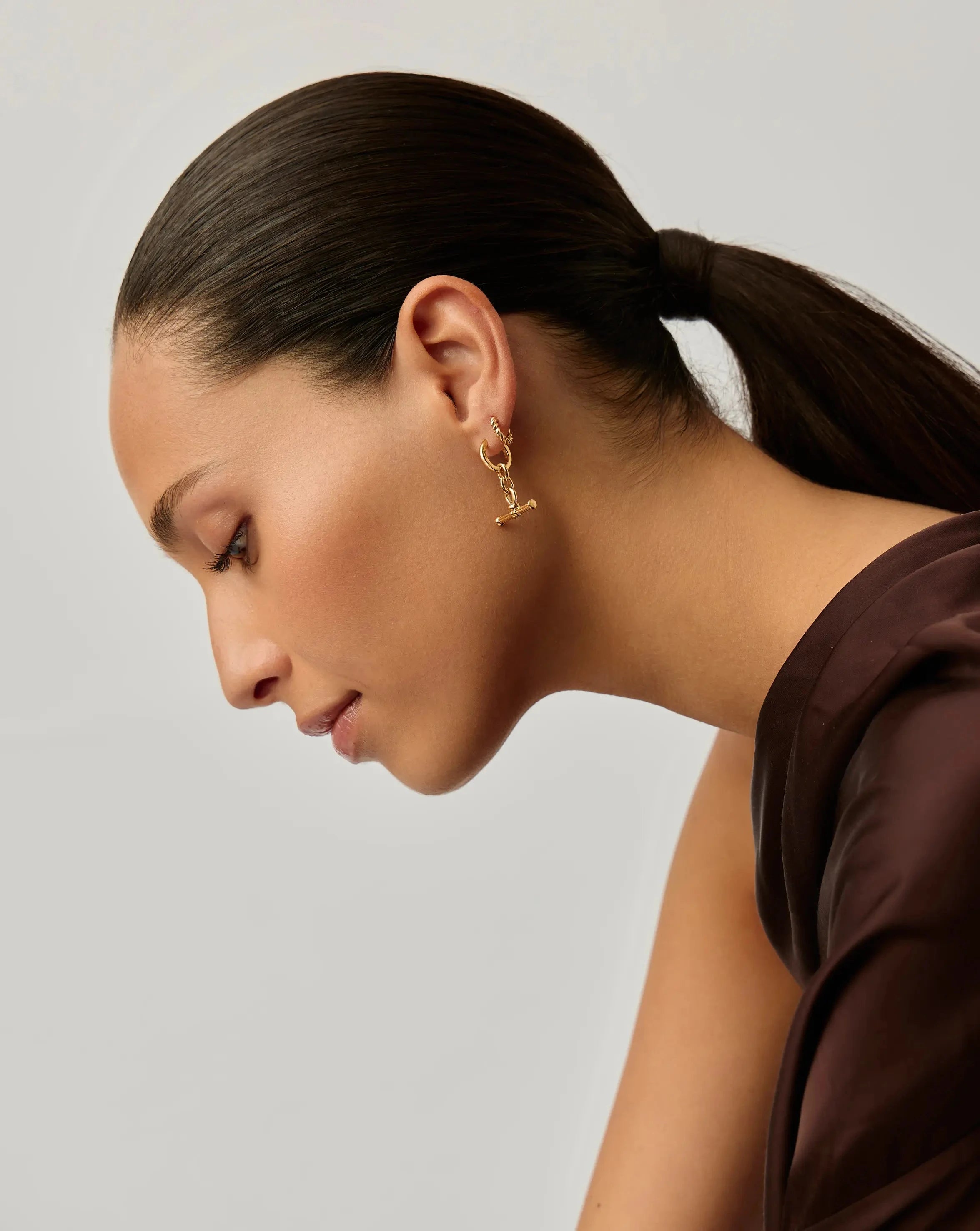 18ct Gold Plated Ridge T Bar Drop Huggie Earrings - Elegant Dangle Earrings for Women, Perfect for Parties, Weddings & Everyday Wear