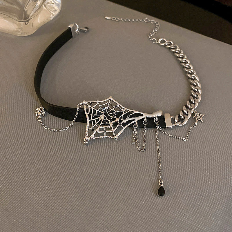 Spider Serpent Black Leather Choker Necklace Punk Gothic Collar for Women & Men | HN1872 | Perfect for Halloween, Cosplay, and Gothic Fashion Accessories