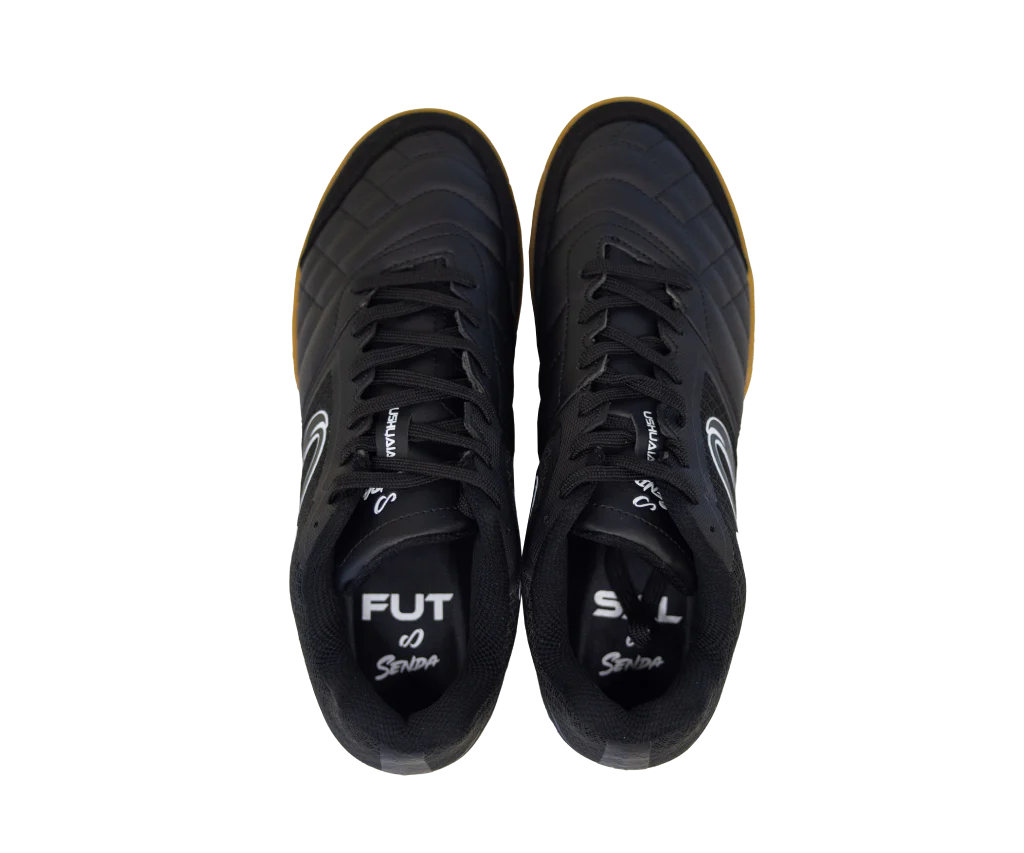 Senda Athletics USHUAIA Club 2.0 Futsal Soccer Shoes - Black & White Indoor Court Shoes for Men & Women - Perfect for Futsal, Indoor Soccer, and Gym Training