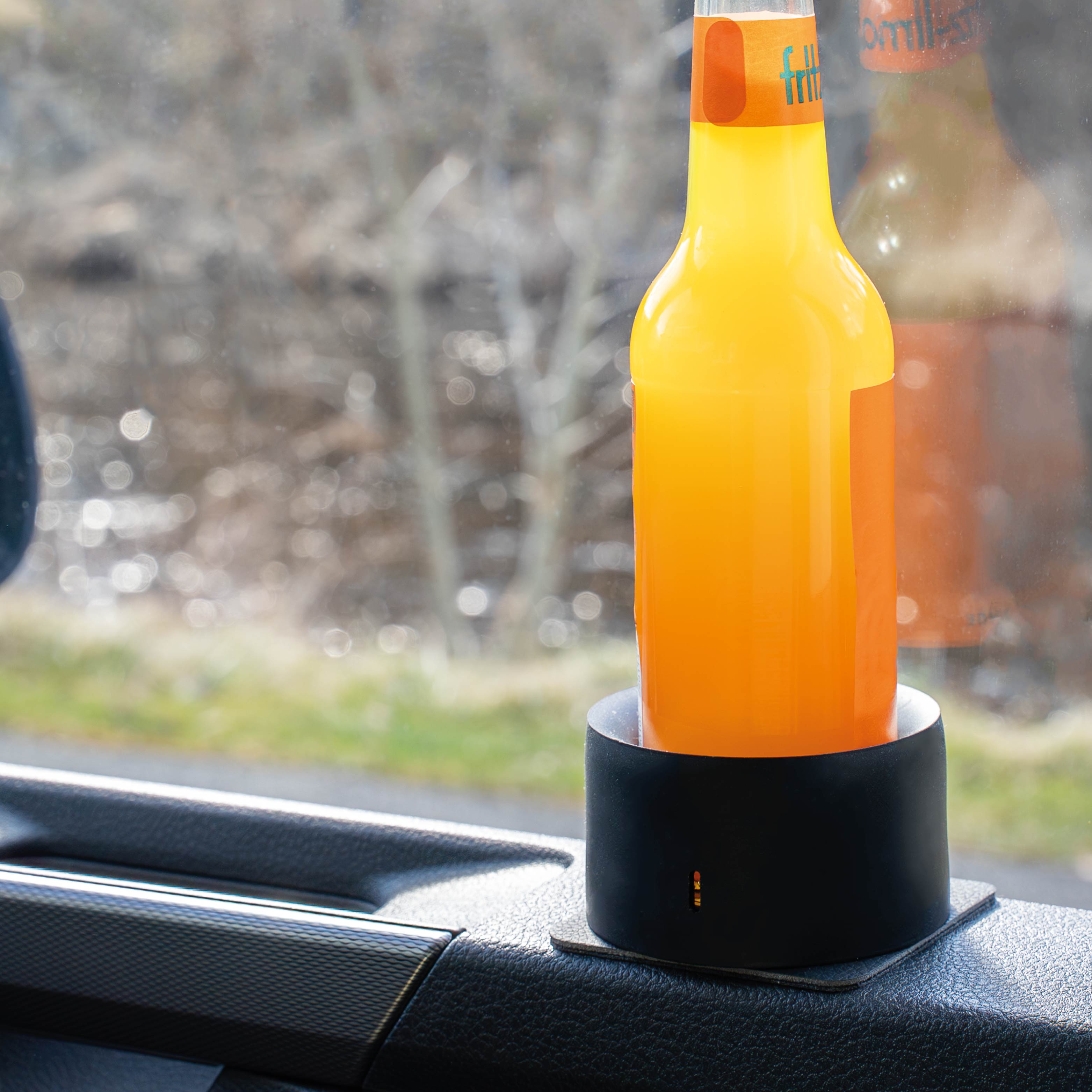 Universal Magnetic Bottle and Can Holder with Pad - Perfect for Kitchen, Fridge, Garage, and Outdoor Use