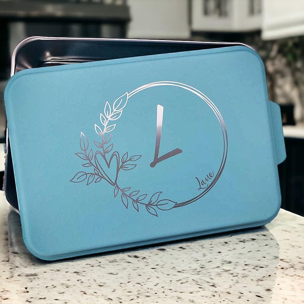 Personalized Engraved Cake Pan - Custom Aluminum Baking Pan with Lid | Perfect Wedding Gift, Bridal Shower Present & Housewarming Gift for Chef | Great for Mother's Day & Special Occasions | Ideal for Baking Cakes, Cupcakes & Desserts at Home