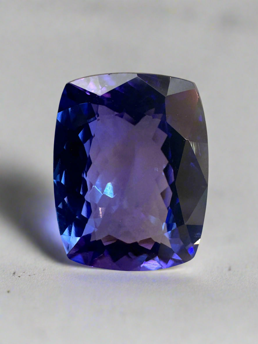 8.56 Carat GIA Certified Natural Violetish Blue Tanzanite Loose Gemstone - 14x11mm Cushion Cut for Jewelry Making, Engagement Rings & Collector's Pieces