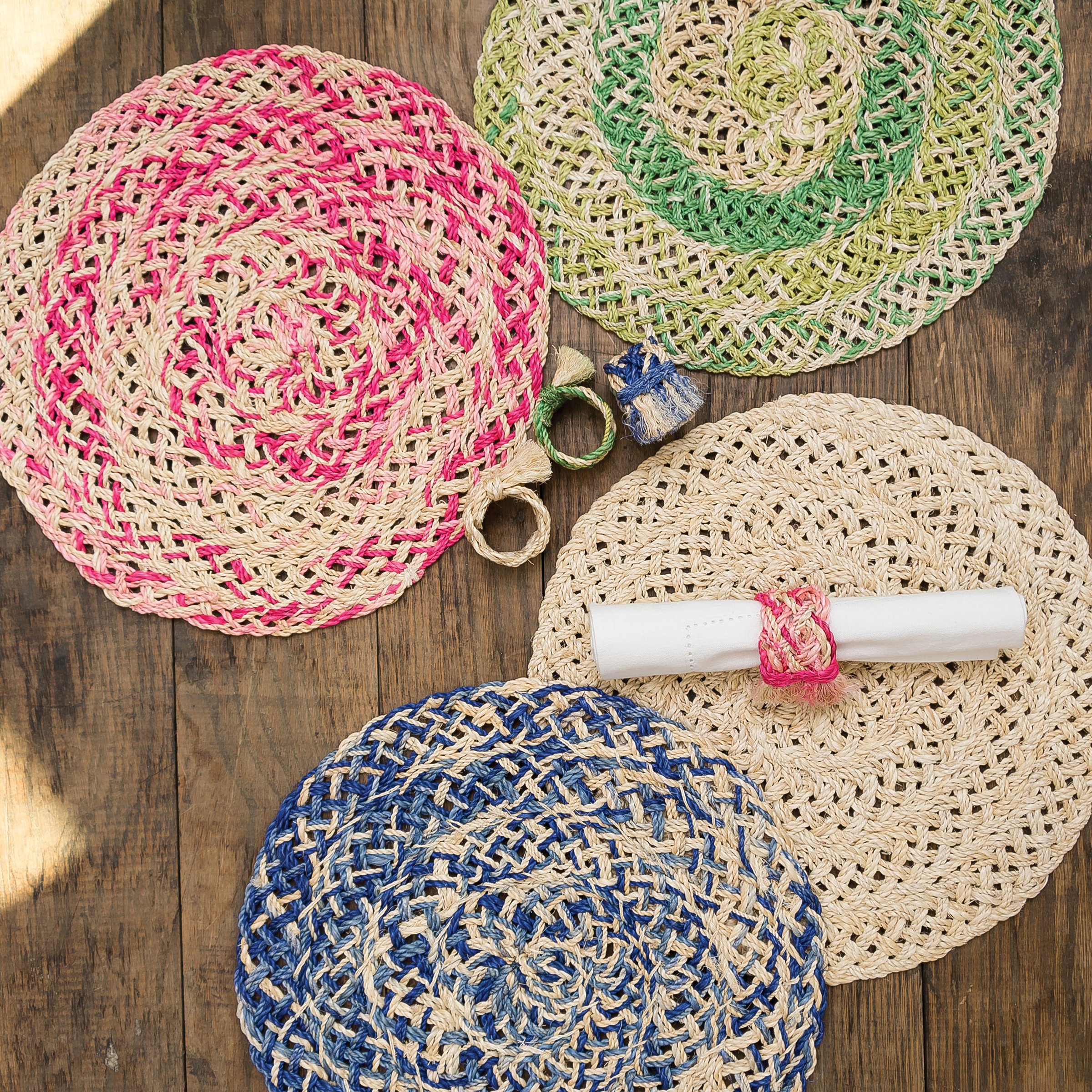 C&F Home Kaleidoscope Natural Tan & Fuchsia Pink Abaca Woven Reversible Placemat - Machine Washable Cotton Table Charger for Dining Room Decor, Party Table Setting, and Home Entertaining
