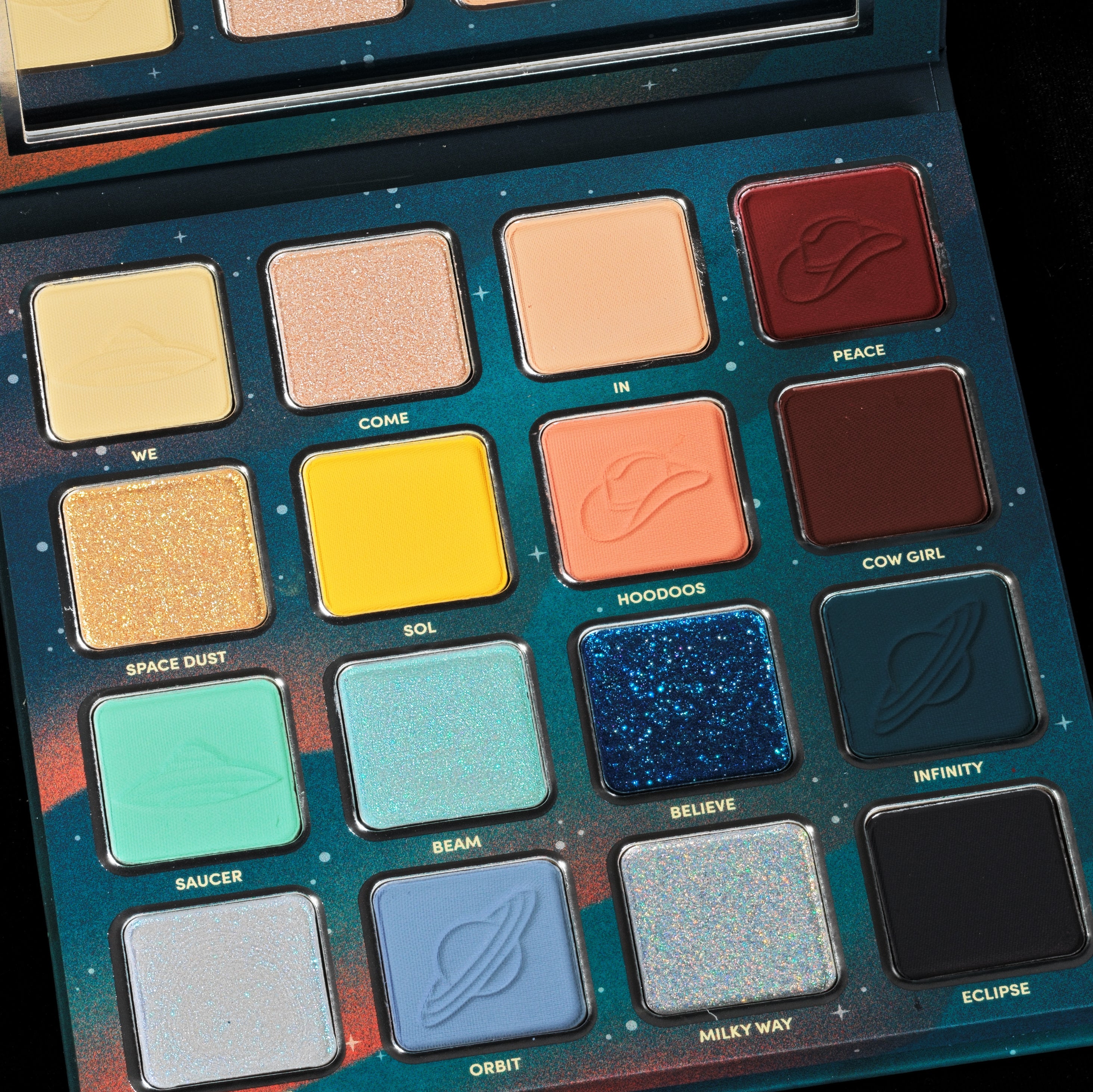 Galactic Visitor Eyeshadow Palette - 12 Vibrant Colors, Long-Lasting & Pigmented for Stunning Makeup Looks | Perfect for Party, Halloween, Cosplay & Night Out