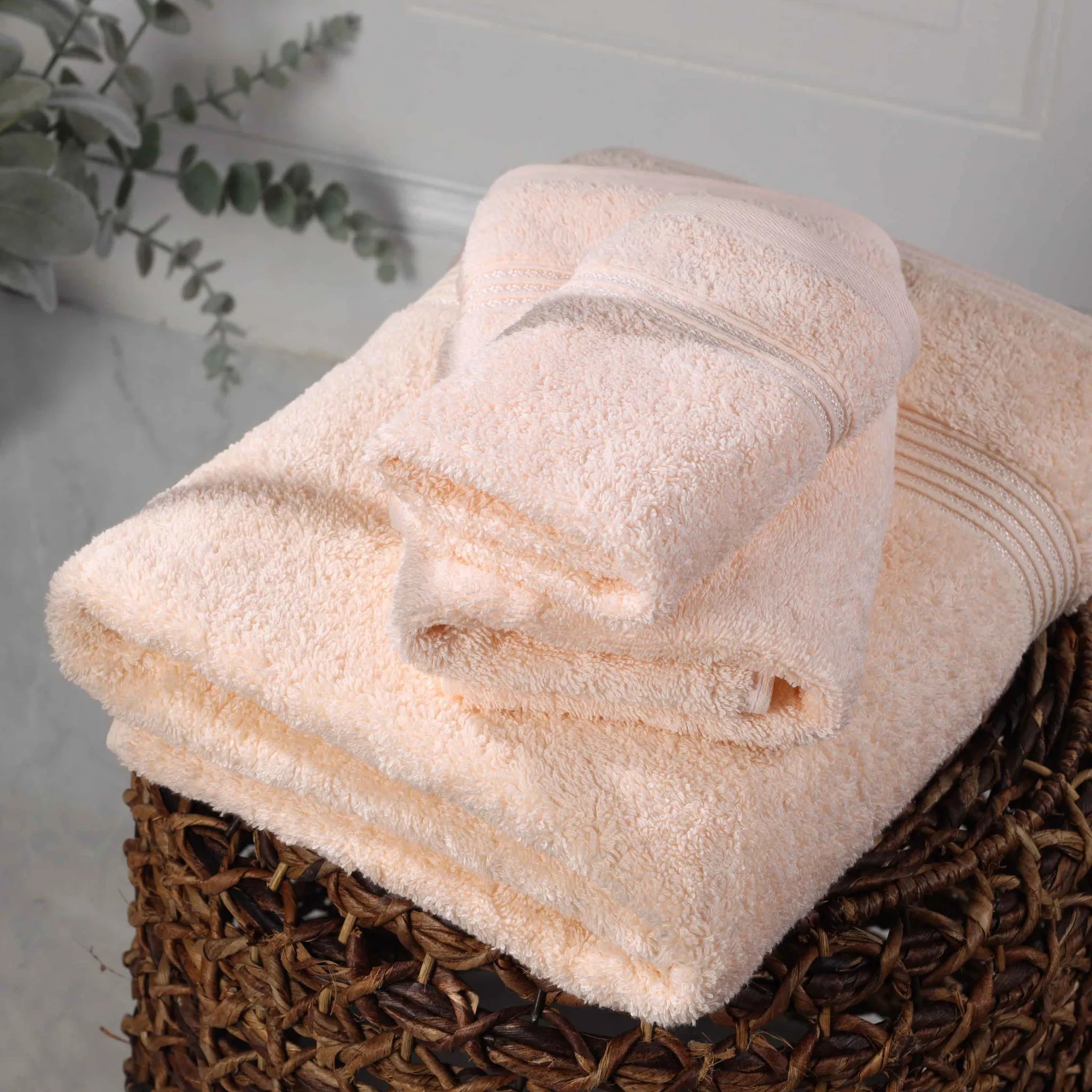 Premium Egyptian Cotton Plush 3-Piece Luxury Bath Towel Set - Ultra Absorbent & Soft for Spa, Bathroom & Hotel Use