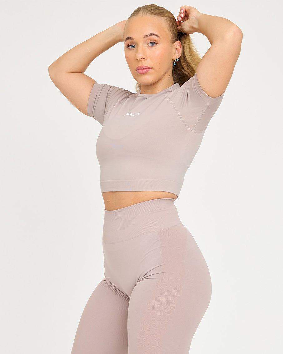 Evolve Seamless SS Crop Top - Women's Workout Shirt for Yoga, Running & Gym - Breathable & Stretchy Athletic Top