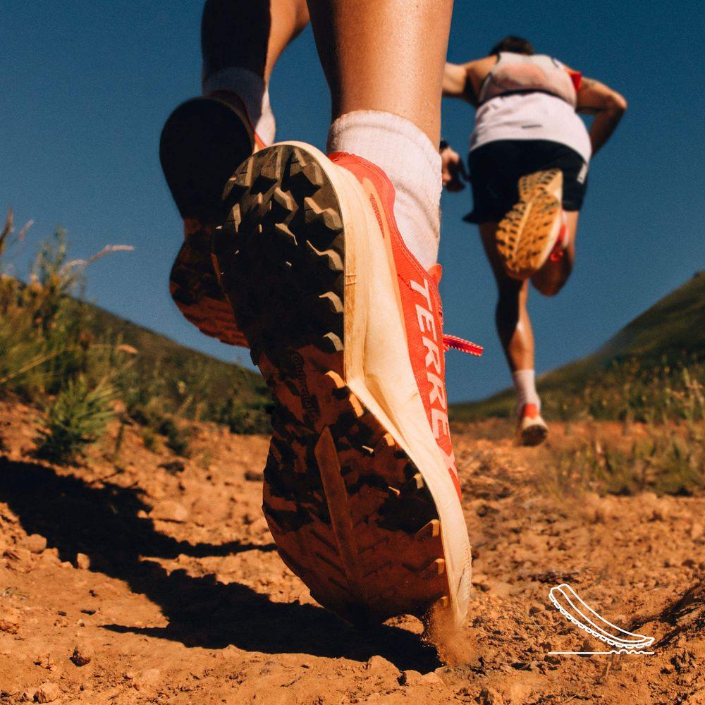 Adidas Women's Terrex Agravic Speed Ultra Trail Running Shoes - Lightweight Hiking & Outdoor Adventure Footwear for Women - Perfect for Mountain Trails, Jogging and Outdoor Sports