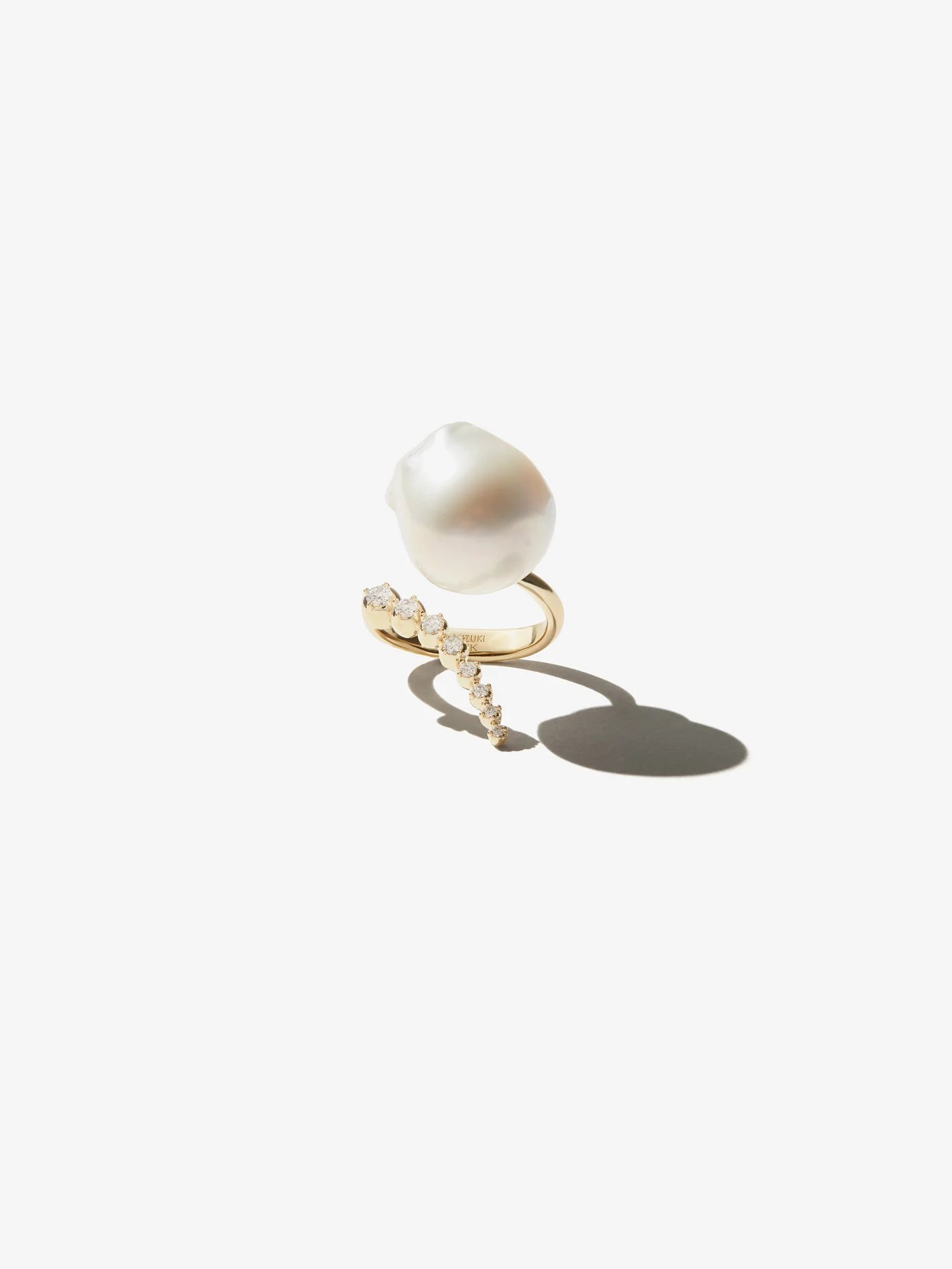 Exquisite Mizuki Curved Freshwater Pearl Ring with Genuine Diamonds - Elegant Jewelry for Weddings, Anniversaries & Special Occasions