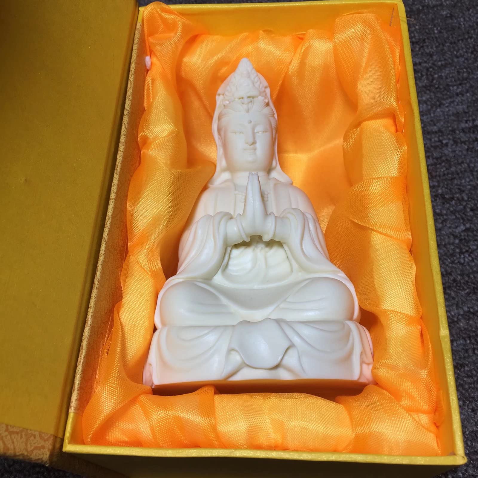 White Kuanyin Buddha Statue - Elegant Home & Office Decor, Goddess of Mercy Statue for Meditation, Feng Shui & Spiritual Healing