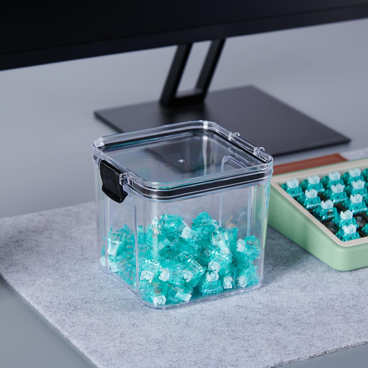 700ml Transparent Sealed Keyboard Switch & Keycap Storage Container - Durable Organizer for Mechanical Keyboard Parts | Perfect for DIY Keyboard Builds & Switch Modifications