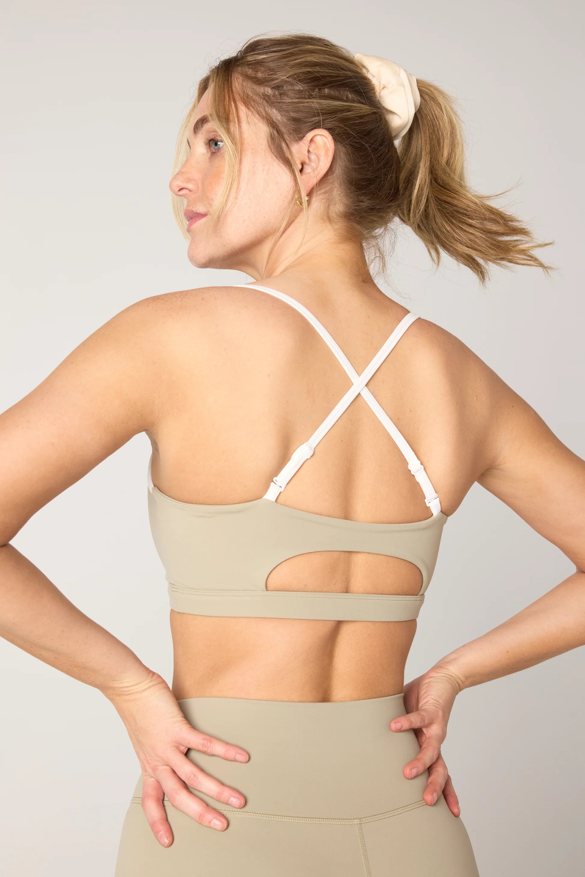 Daughter Lessons Core Sports Bra 2.0 - High Support Workout Bra for Women - Perfect for Yoga, Running & Gym Training