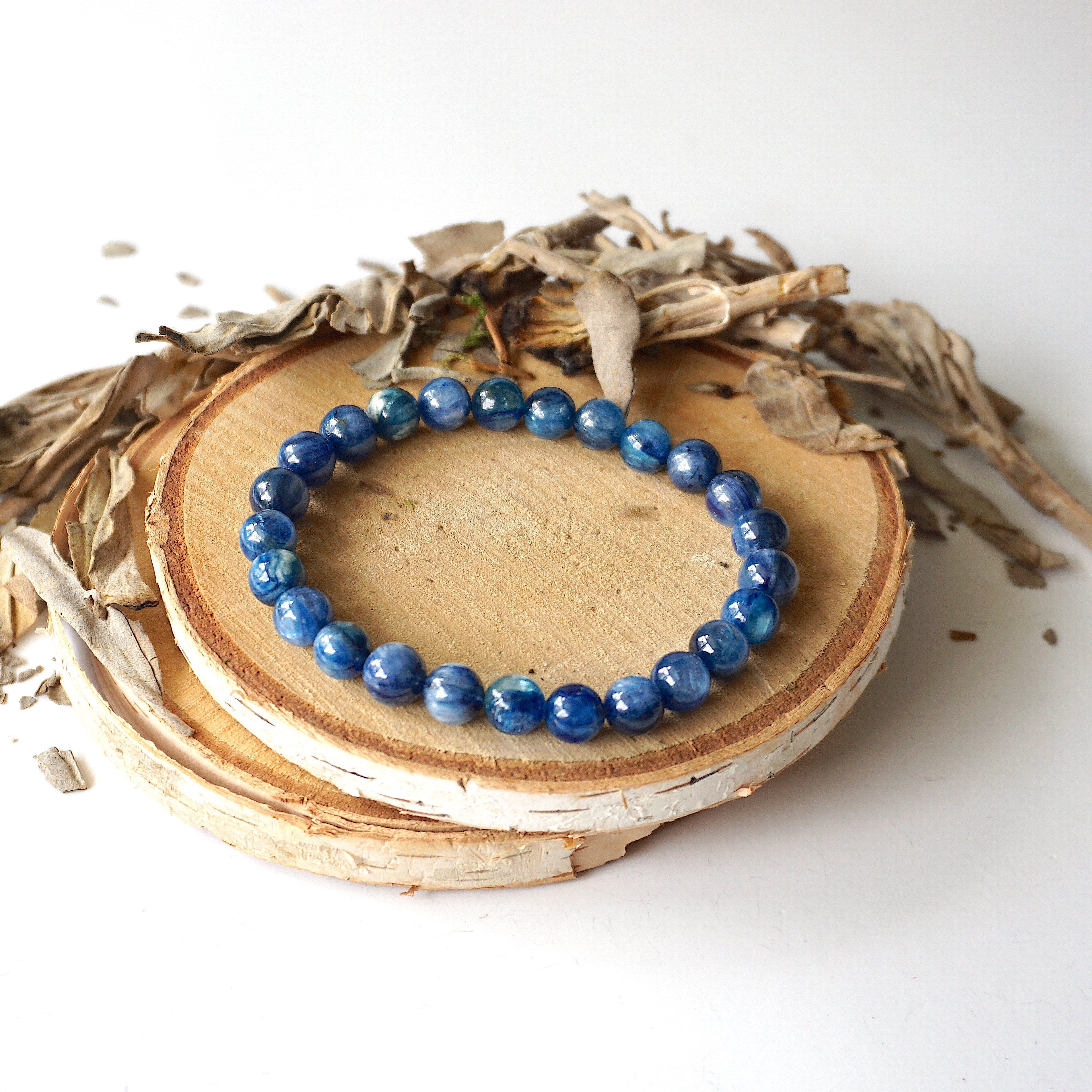 Blue Kyanite Healing Crystal Mala Bracelet - Natural Gemstone Meditation Beads for Stress Relief & Positive Energy - Perfect for Yoga, Mindfulness & Spiritual Practice
