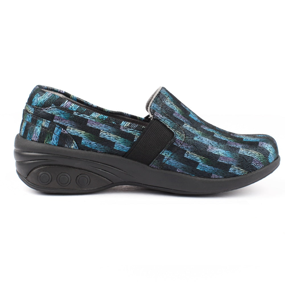 Annie Women's Slip-Resistant Leather Slip-On Loafers - Comfortable Work Shoes for Nurses, Waitresses & Healthcare Professionals