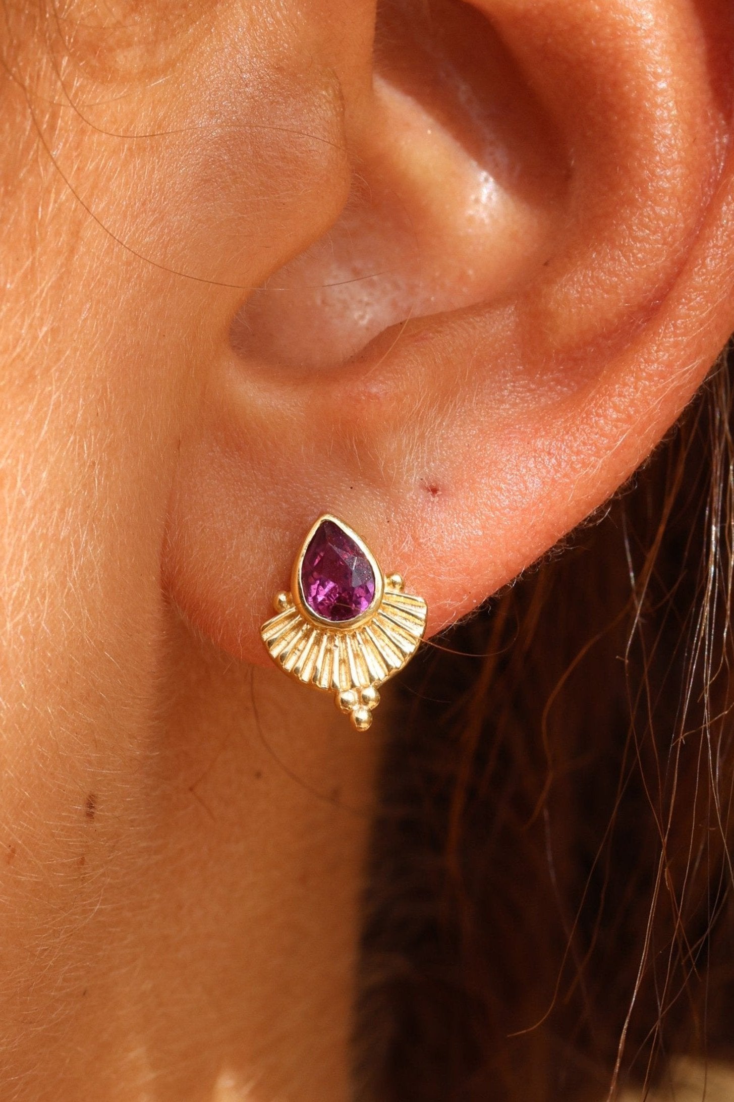 Venus Rhodolite Gold Earrings for Women – 14K Solid Gold Gemstone Stud Earrings, Elegant Gift for Birthday, Anniversary & Valentine's Day – Perfect for Parties, Weddings & Everyday Wear