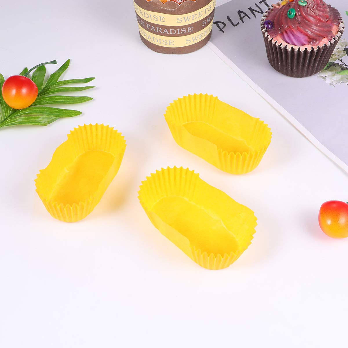 Disposable Oval Baking Paper Cups - 50 Pack Non-Stick Cupcake Holders, Loaf Bread Liners & Tulip Wrappers for Muffins, Cakes & Pastries | Perfect for Home Baking, Party Desserts & Holiday Treats